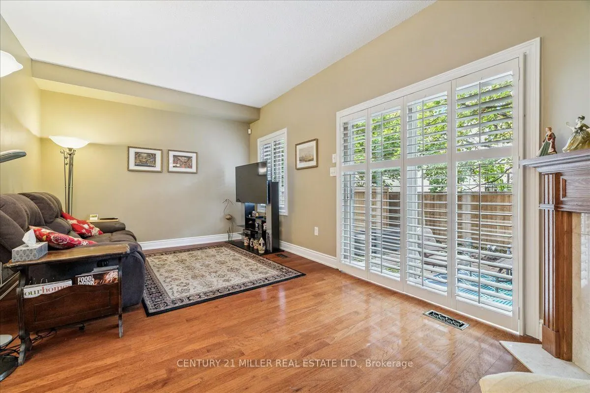 1019 North Shore Boulevard #8