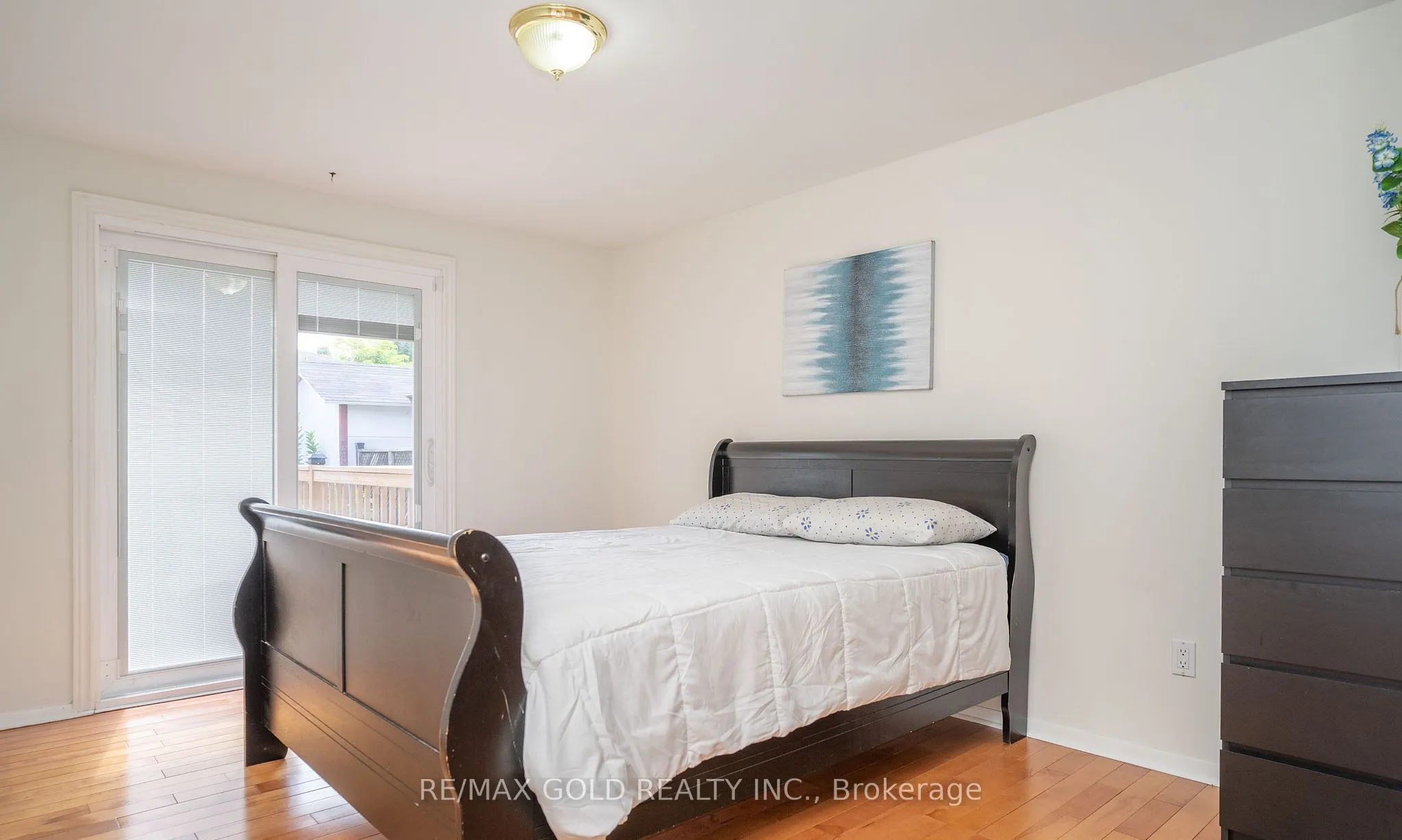 51 Davenport Crescent