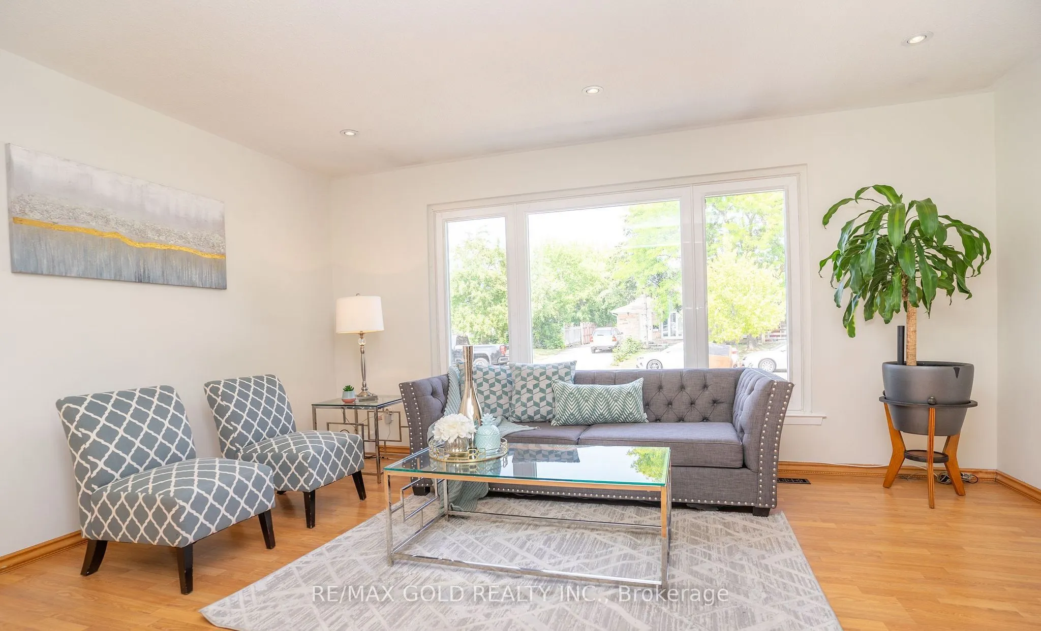 51 Davenport Crescent