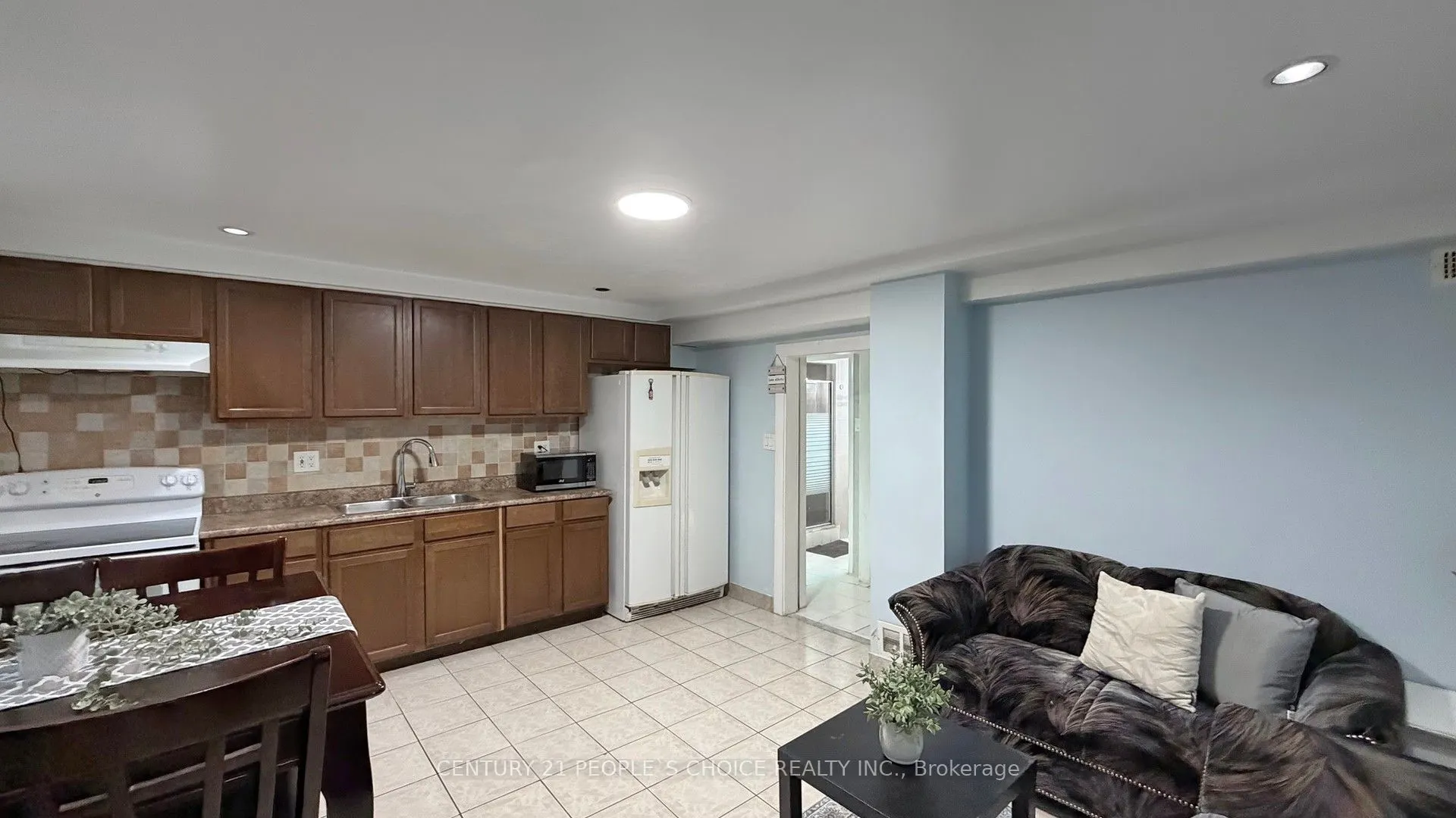 2864 Weston Road