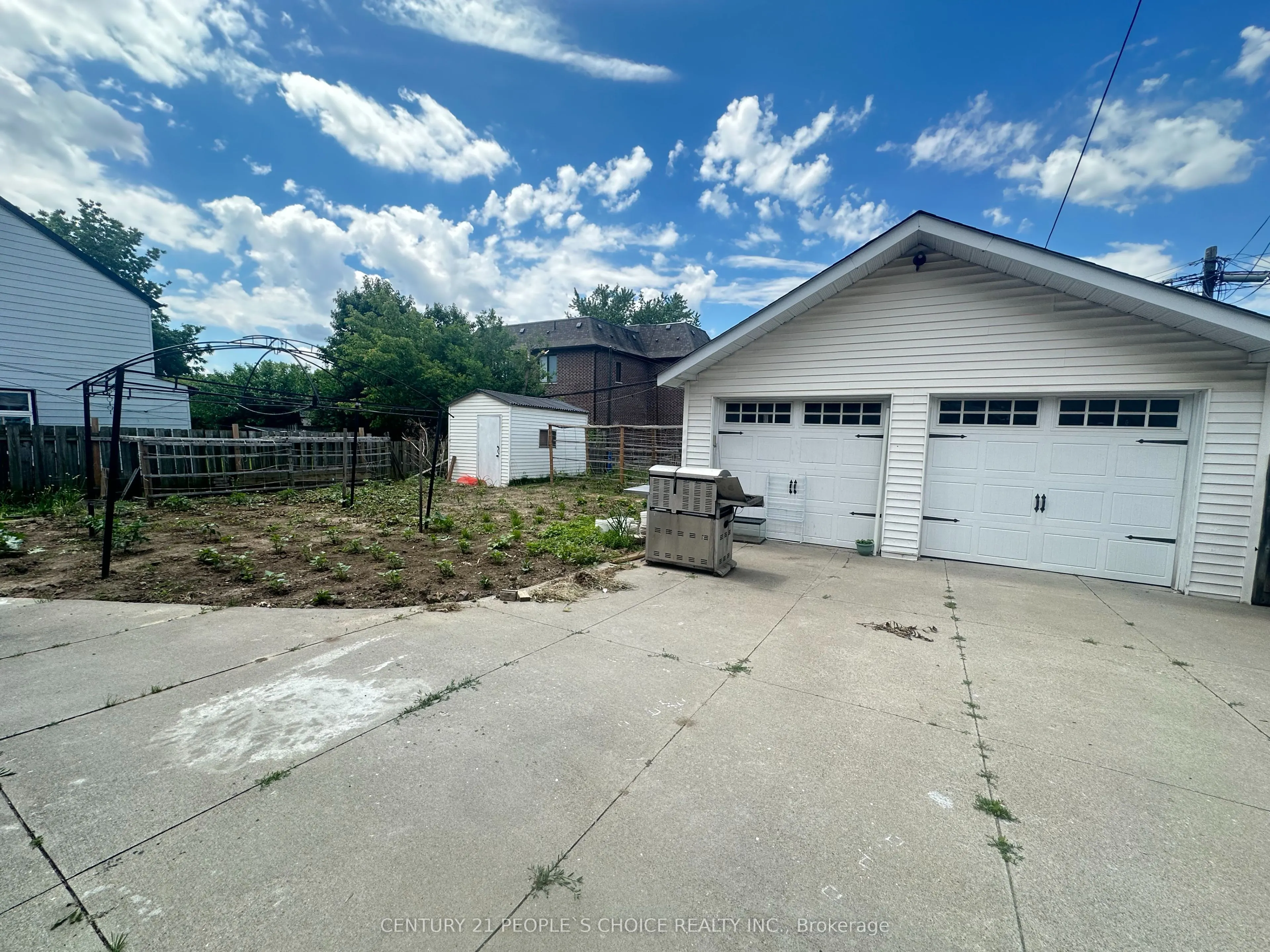 2864 Weston Road