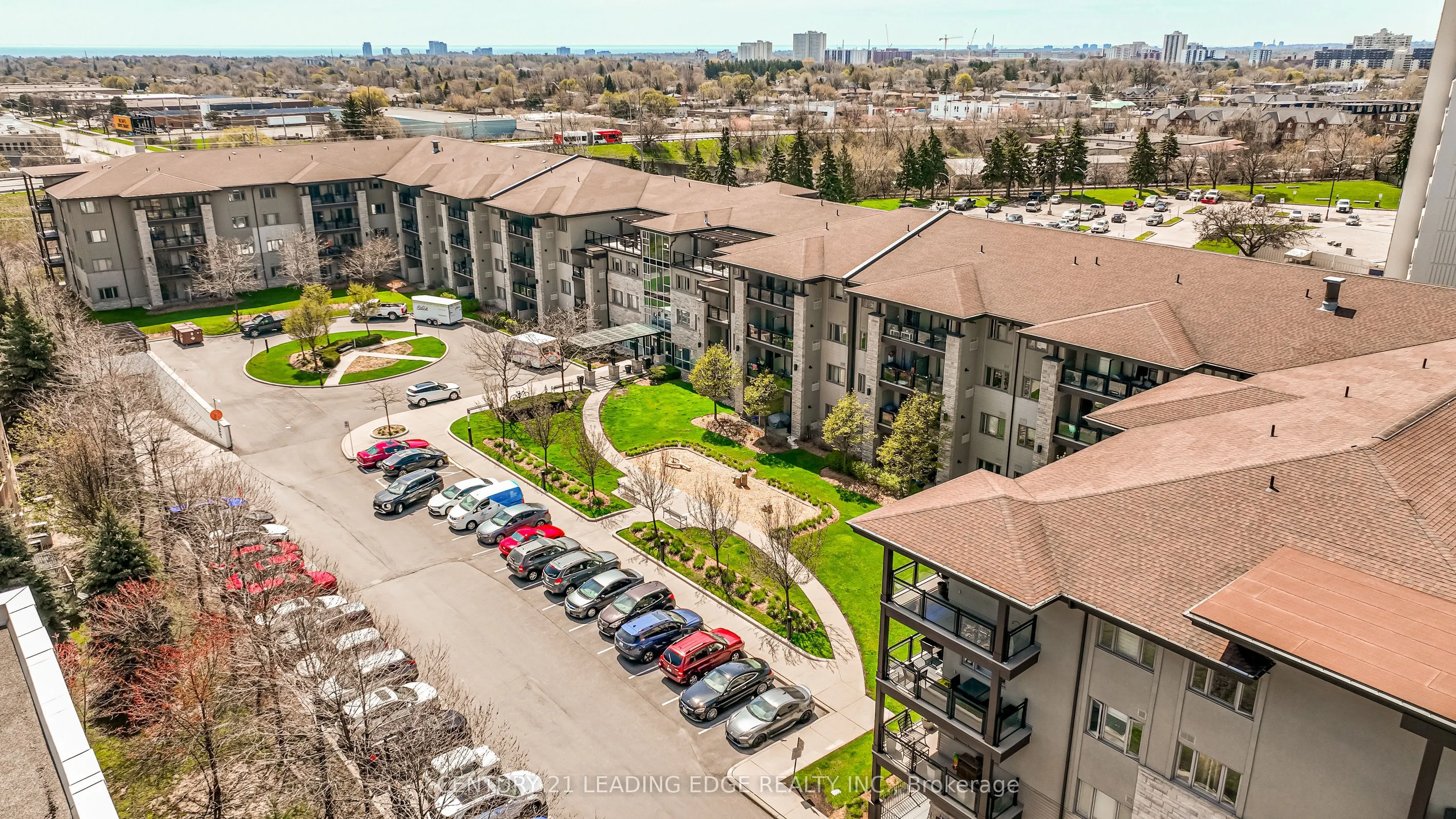 570 Lolita Gardens #421