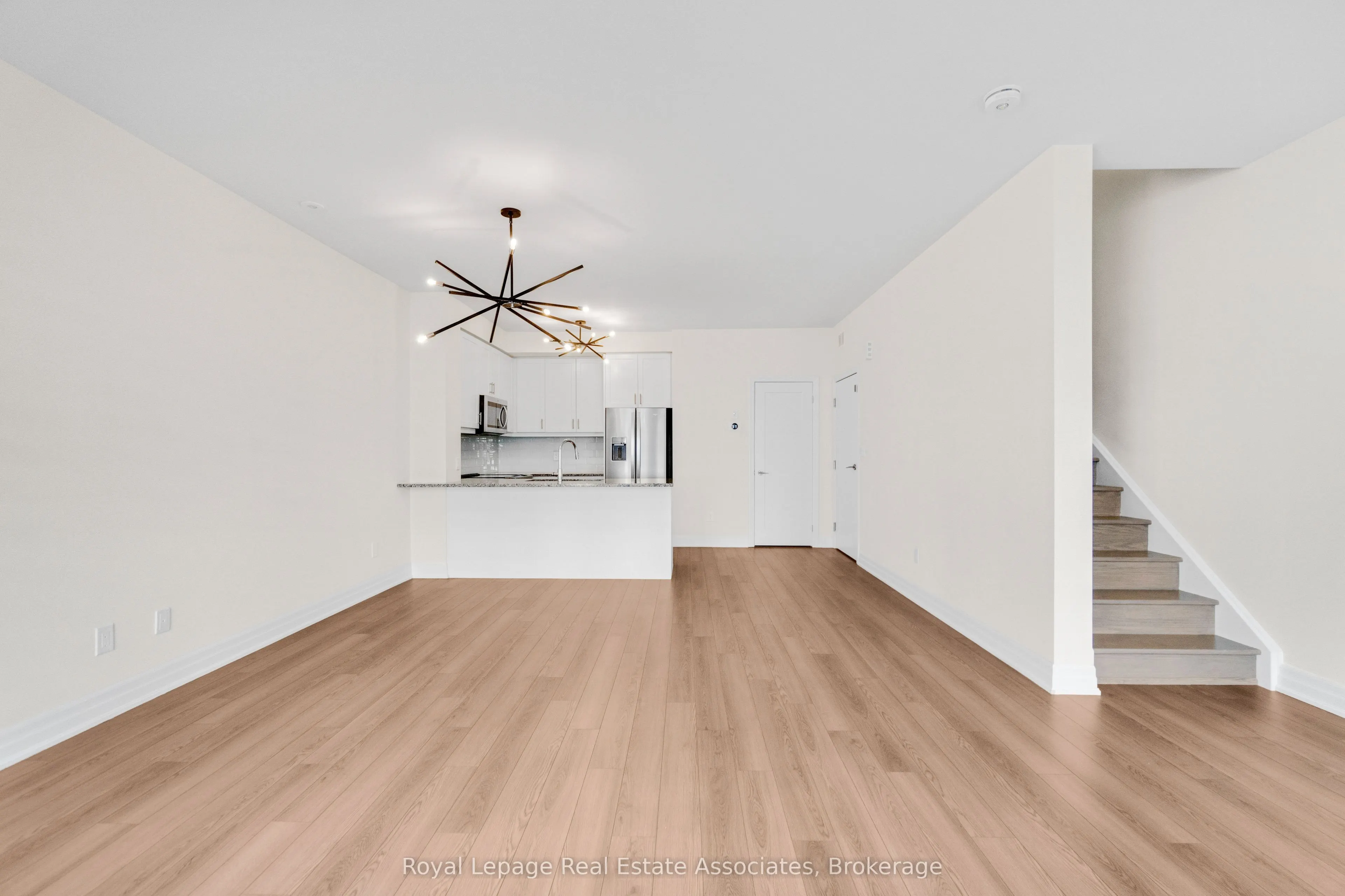 657 Cricklewood Drive #511