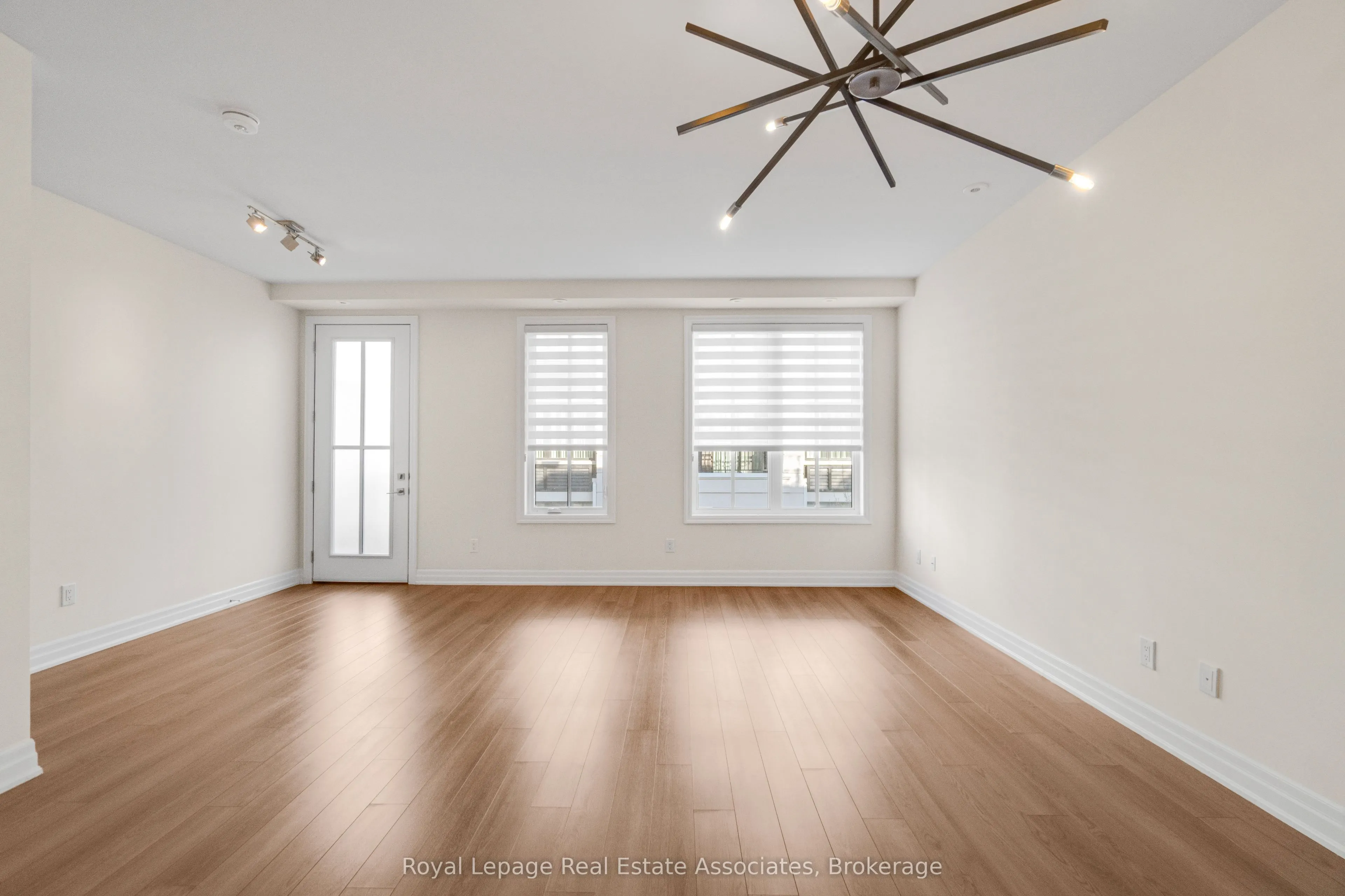 657 Cricklewood Drive #511