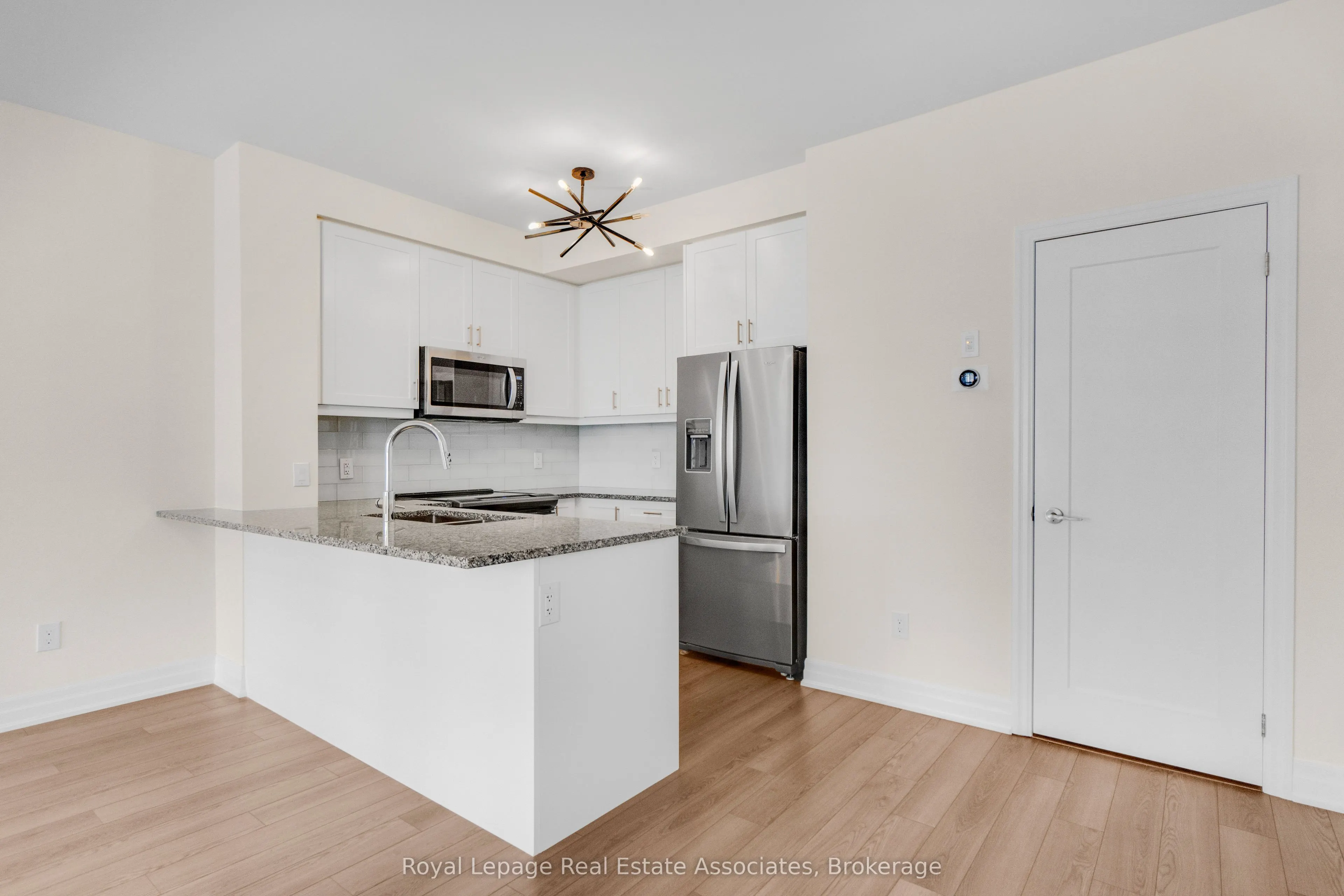 657 Cricklewood Drive #511