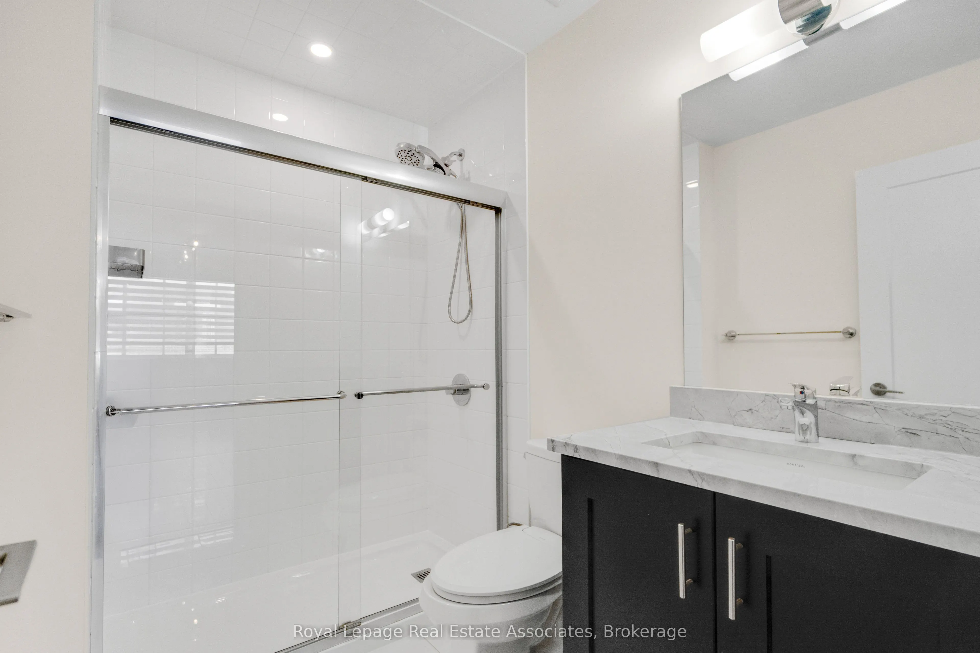 657 Cricklewood Drive #511