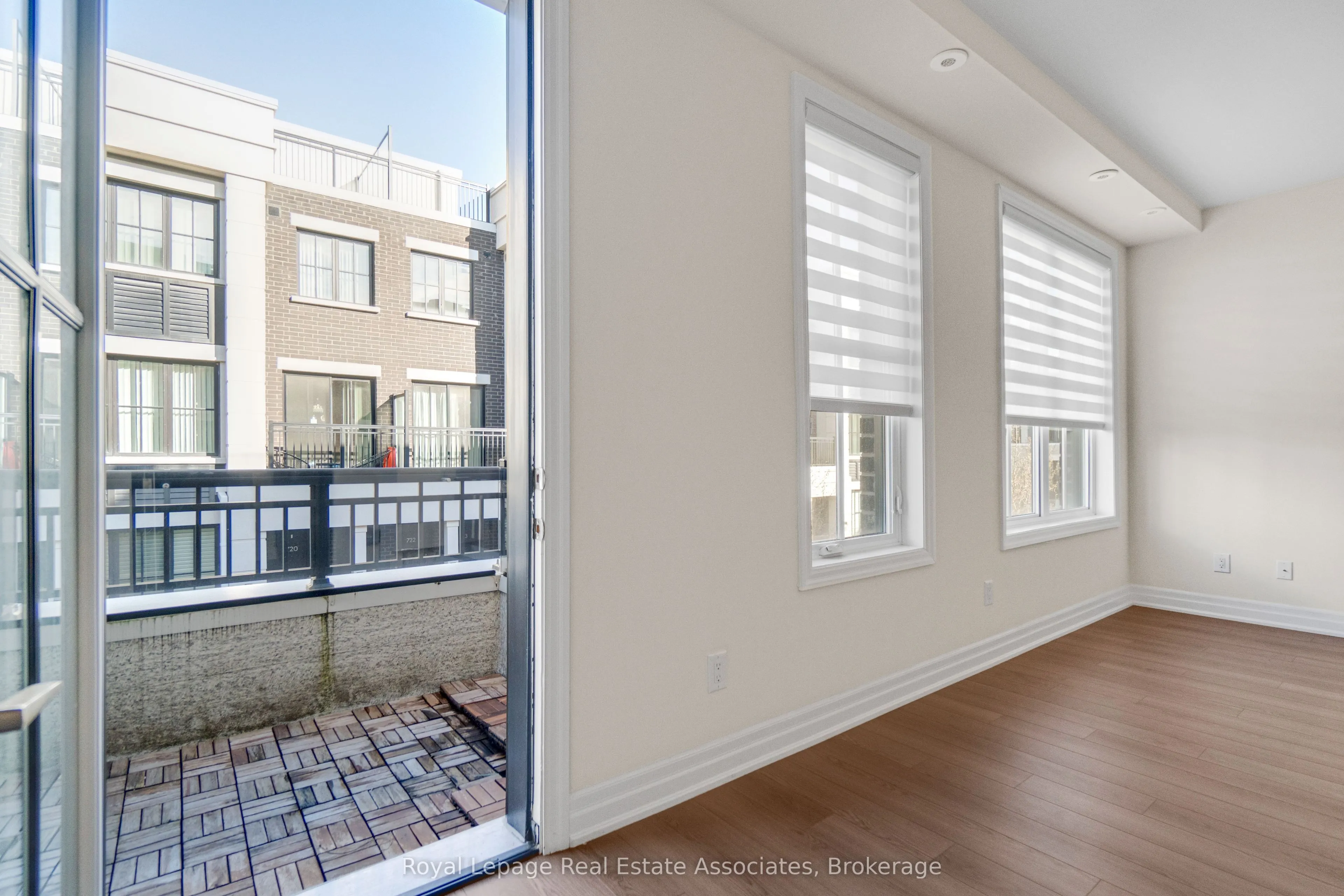 657 Cricklewood Drive #511