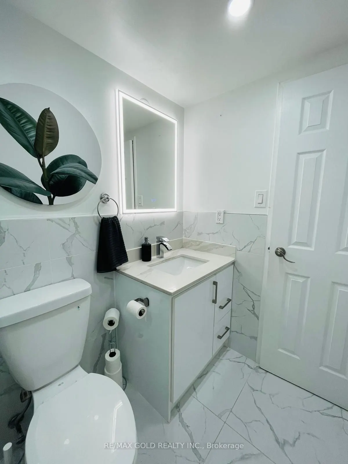 390 Dixon Road #1611