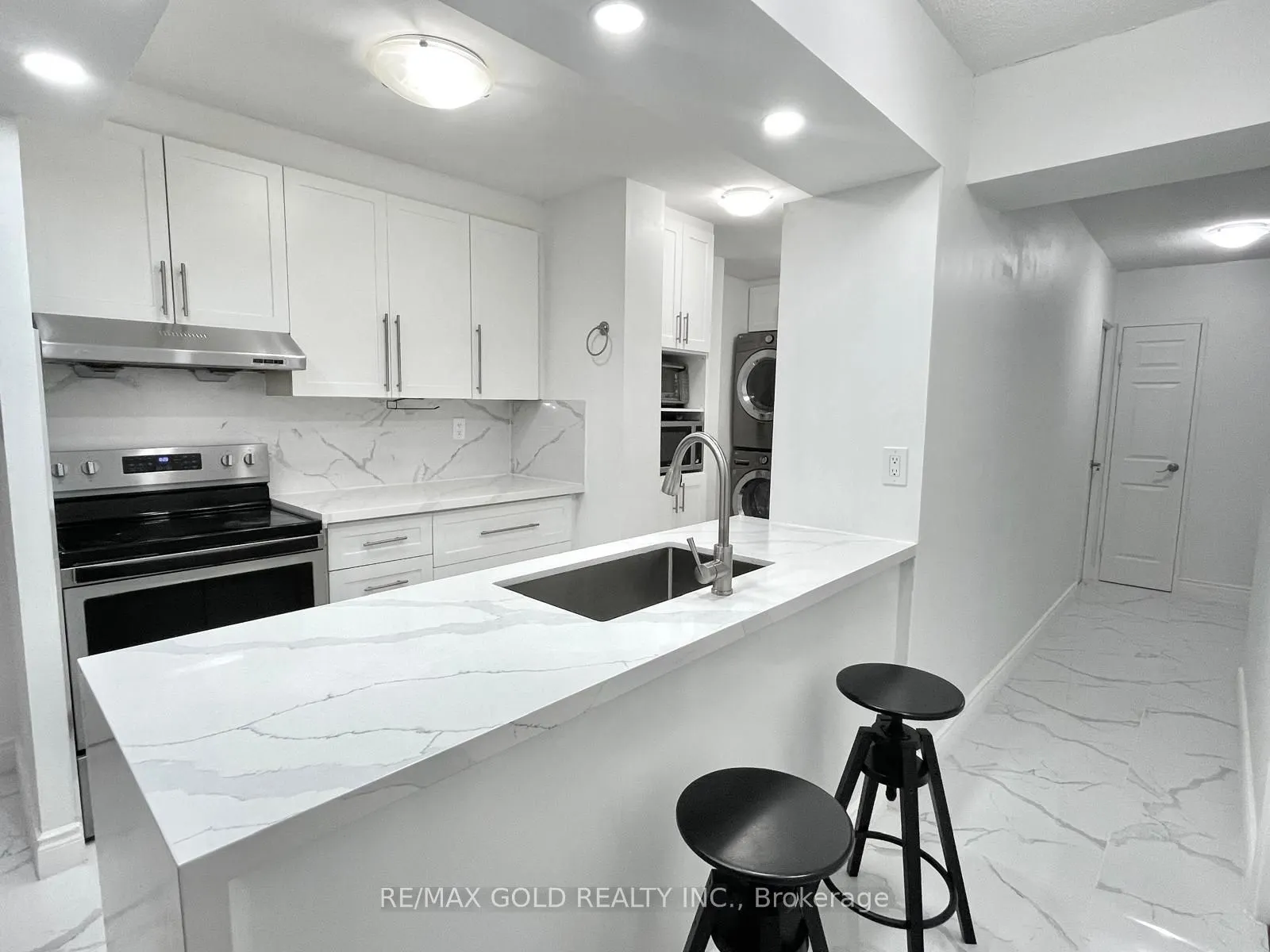 390 Dixon Road #1611