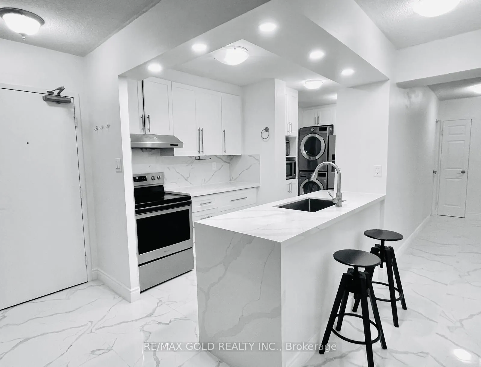 390 Dixon Road #1611