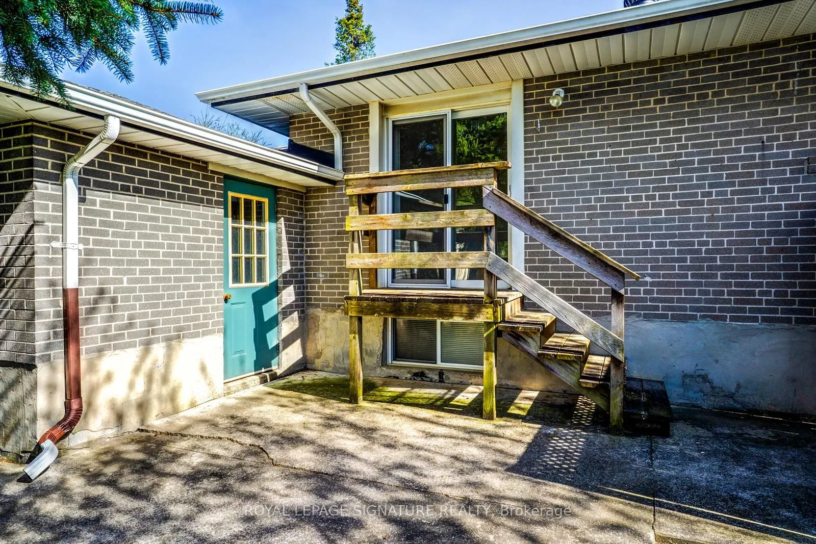 15 Epsom Downs Drive