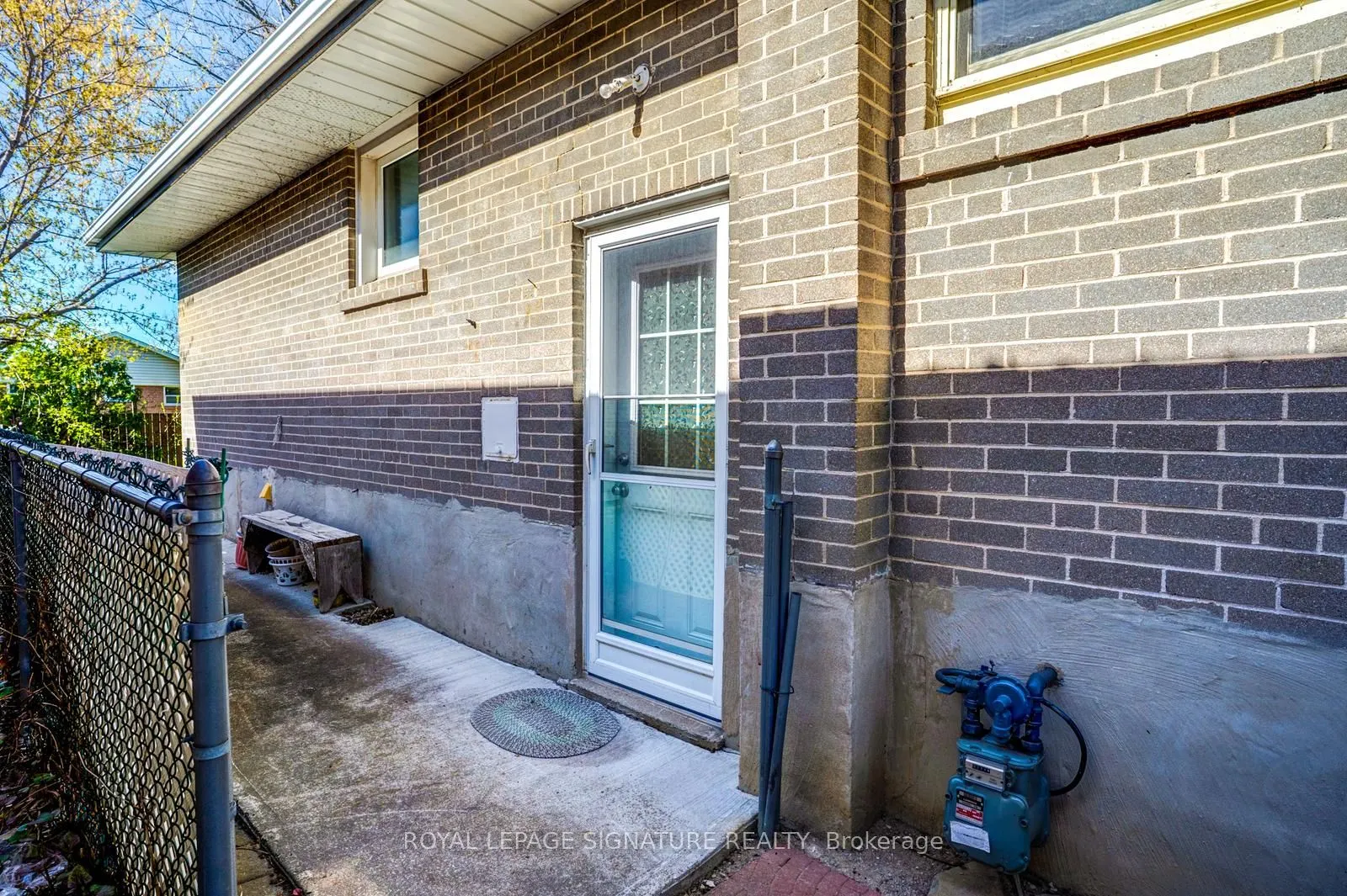 15 Epsom Downs Drive