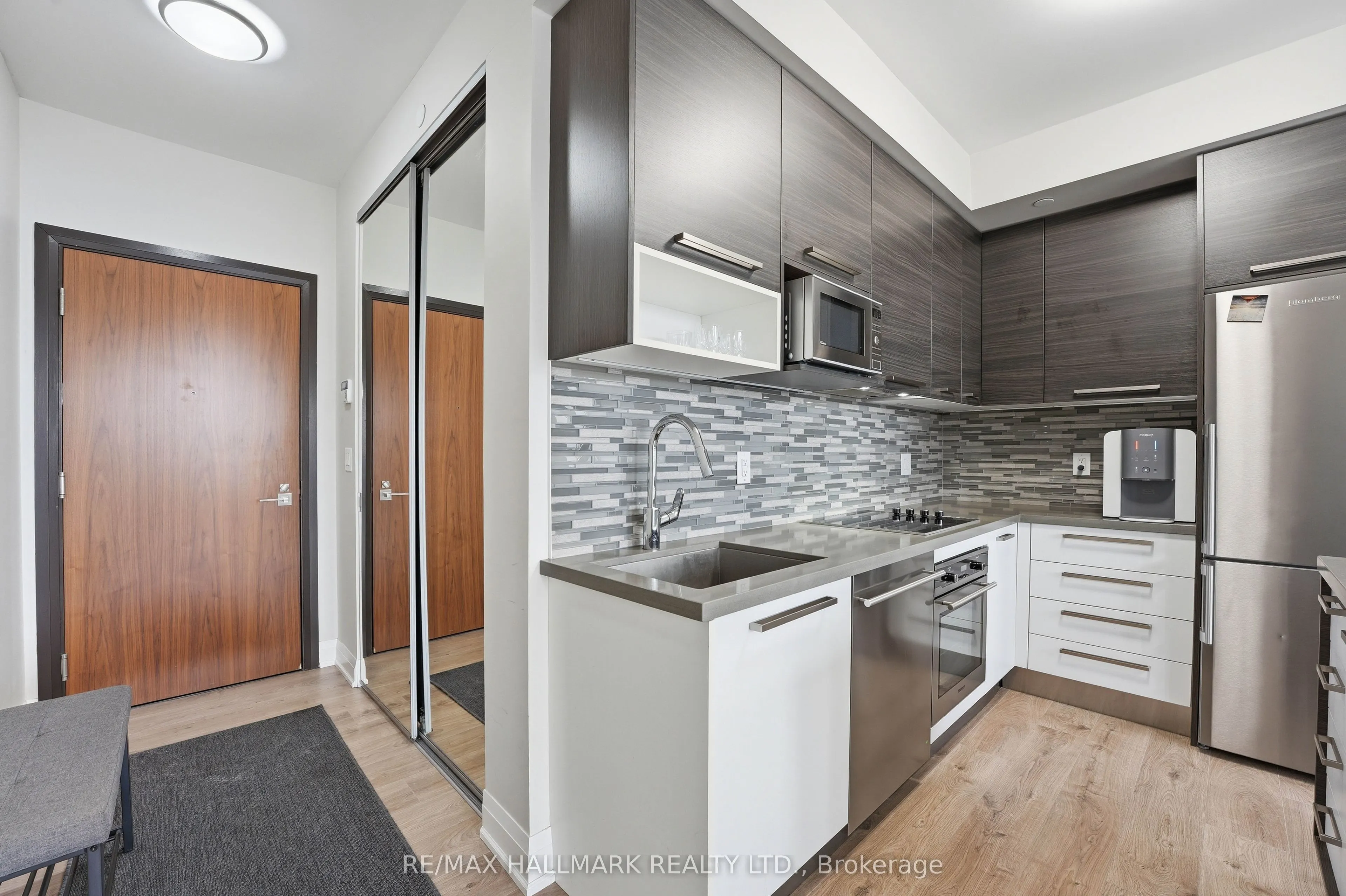 36 Park Lawn Road #710