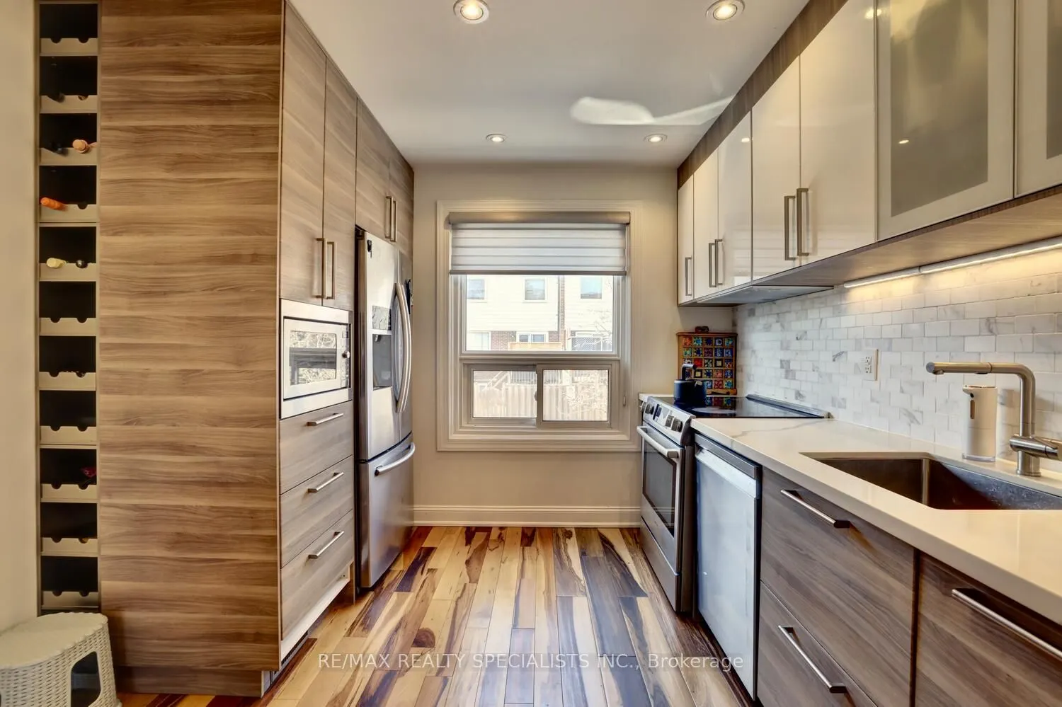 2445 Homelands Drive #25