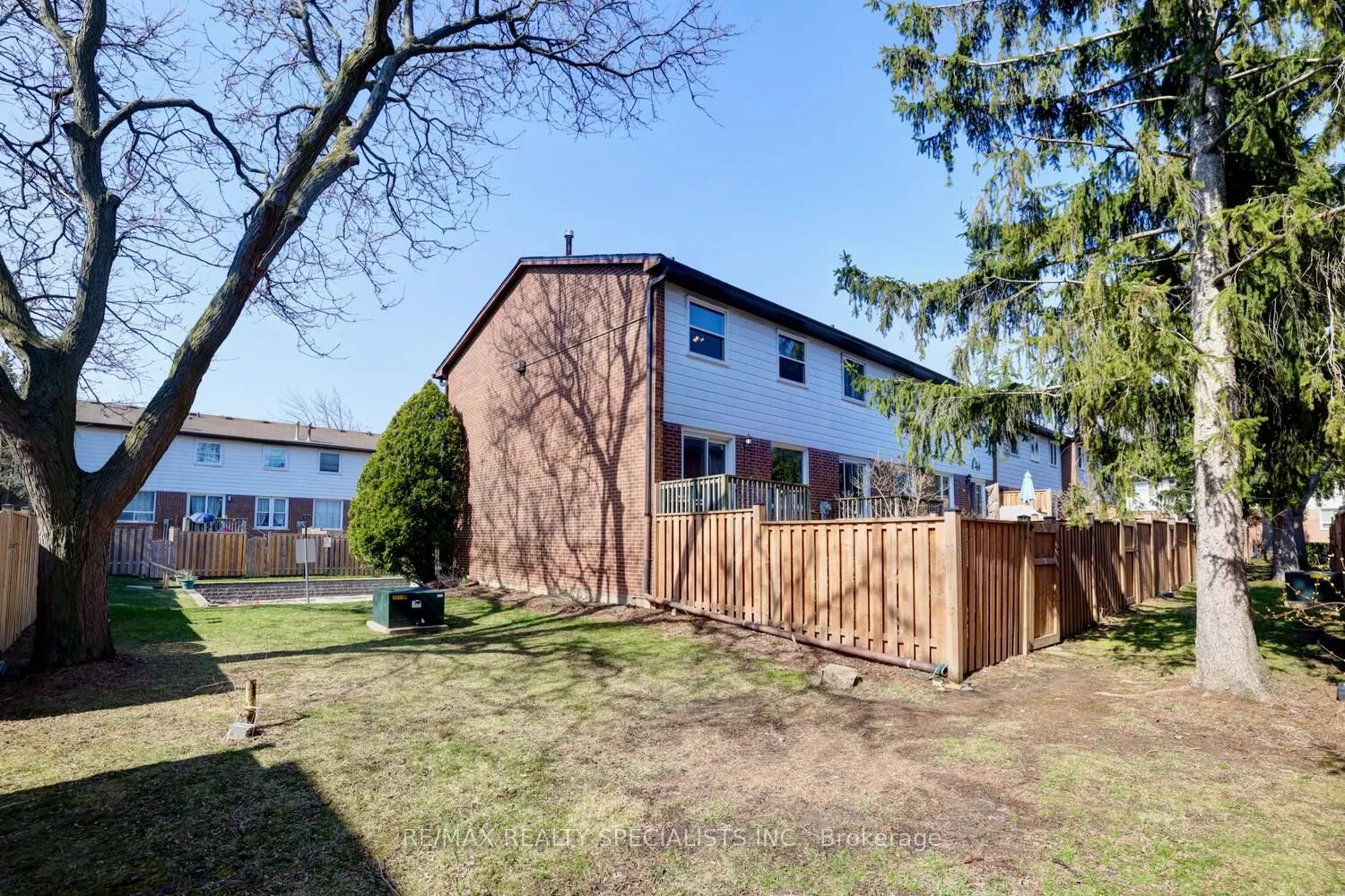 2445 Homelands Drive #25