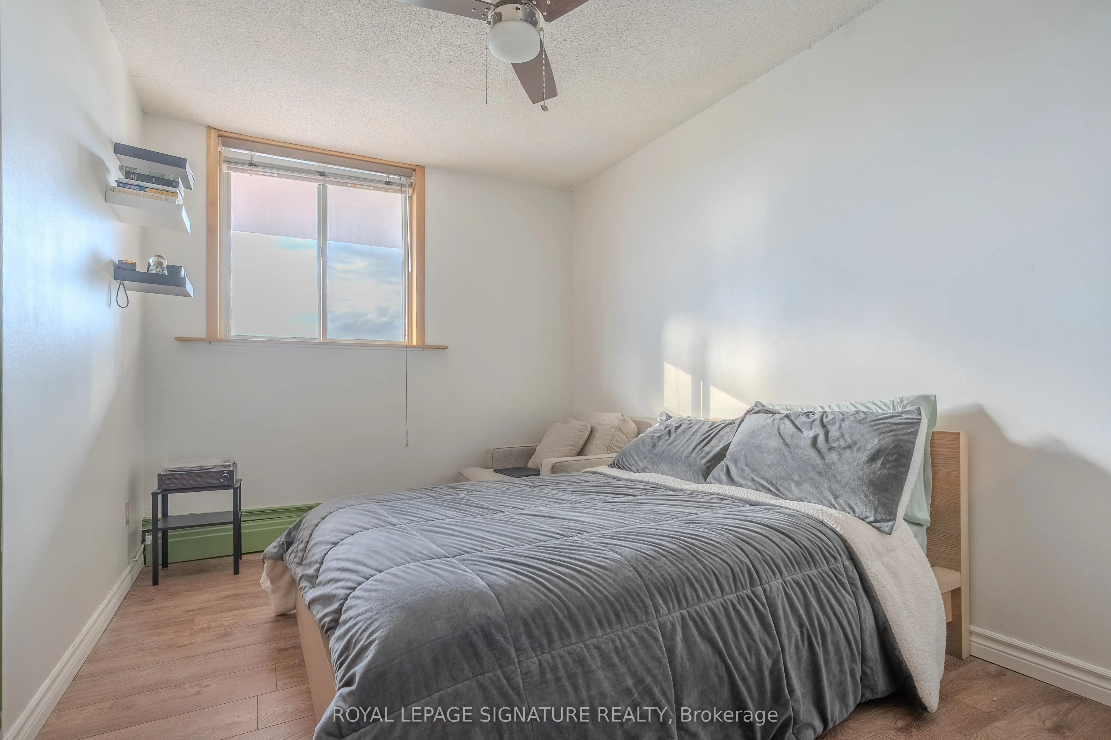 975 Warwick Court #1608