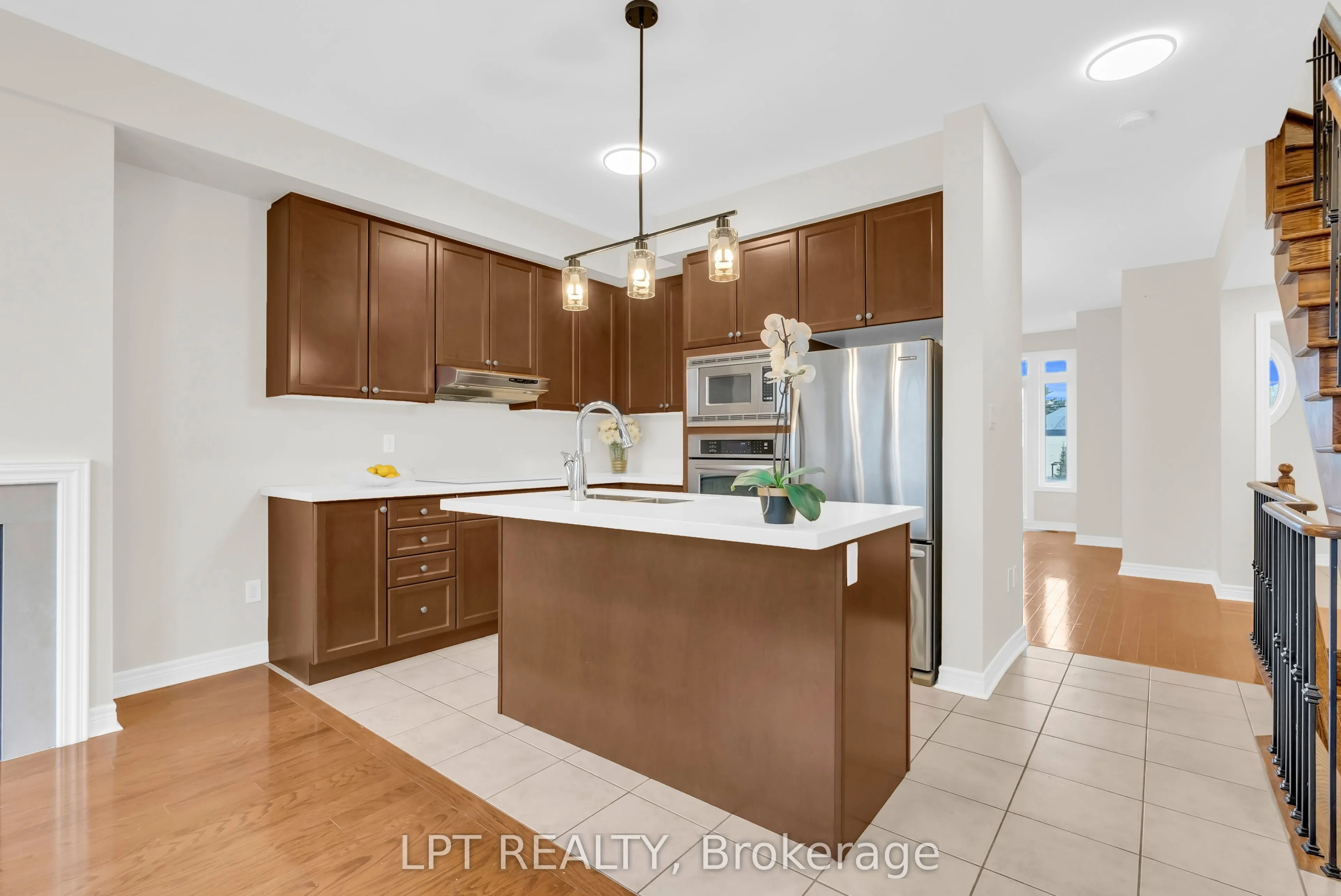 3215 Thomas Street #4