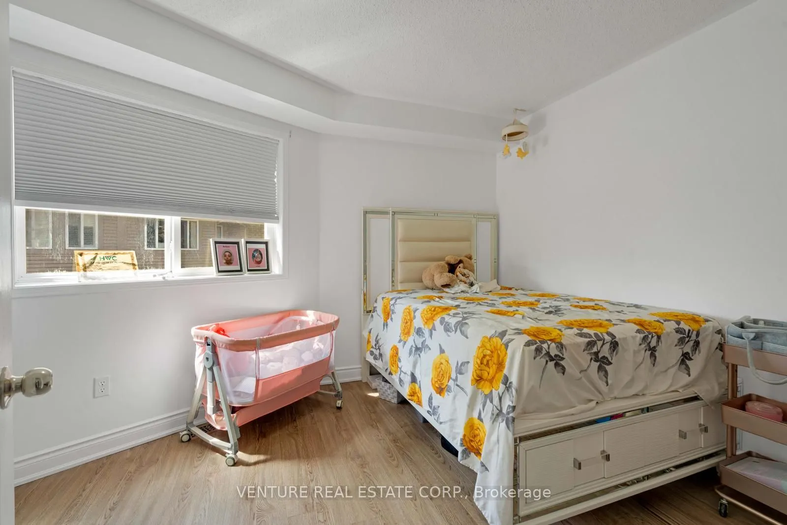 19 Spadina Road #19