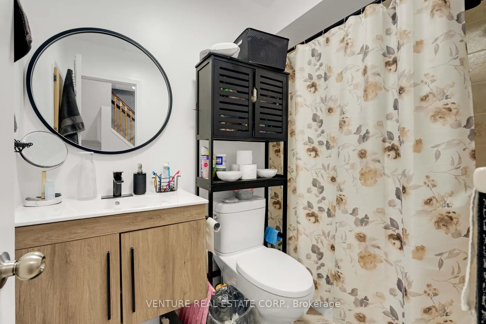 19 Spadina Road #19