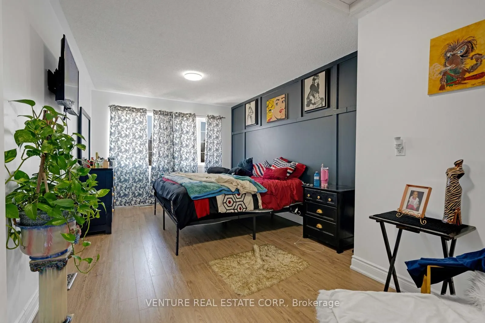 19 Spadina Road #19