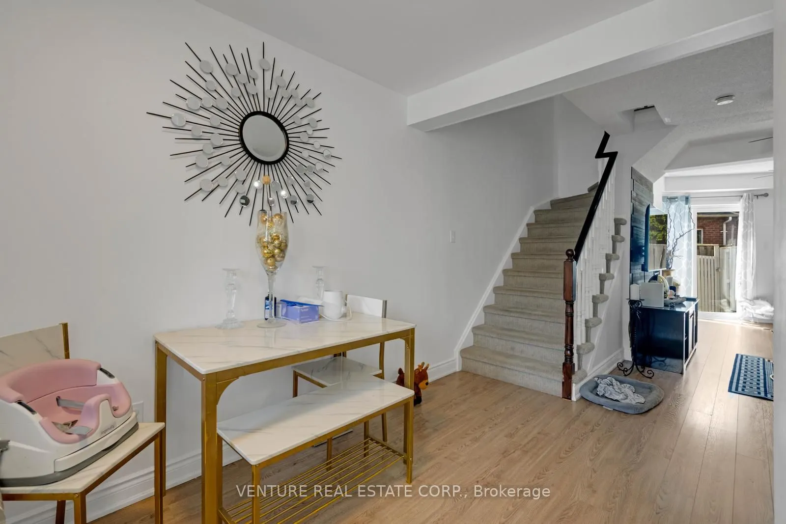 19 Spadina Road #19
