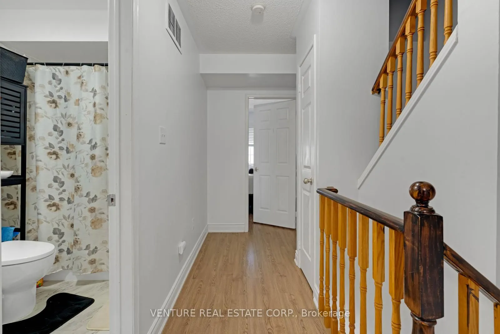 19 Spadina Road #19
