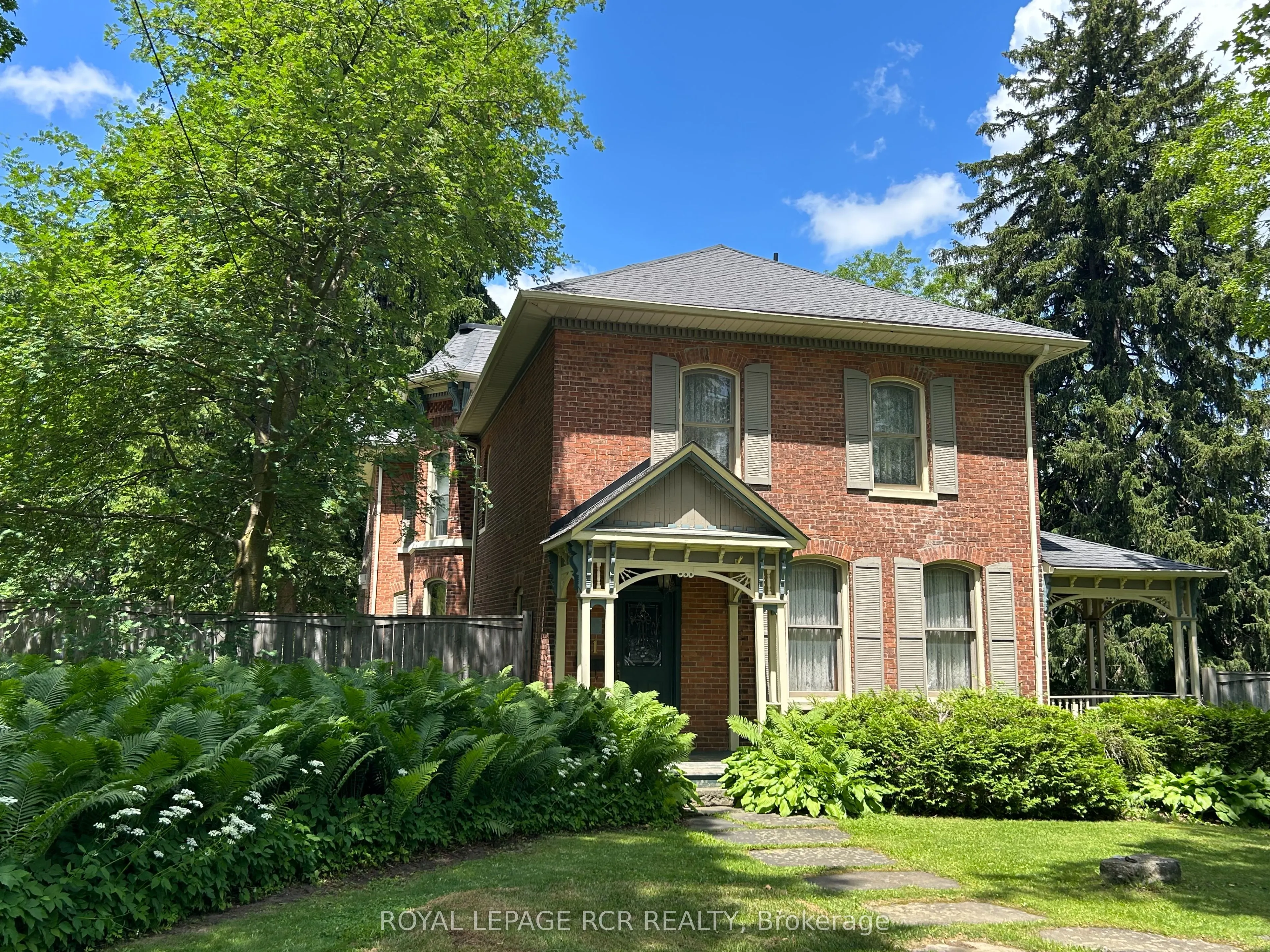 11 Third Avenue