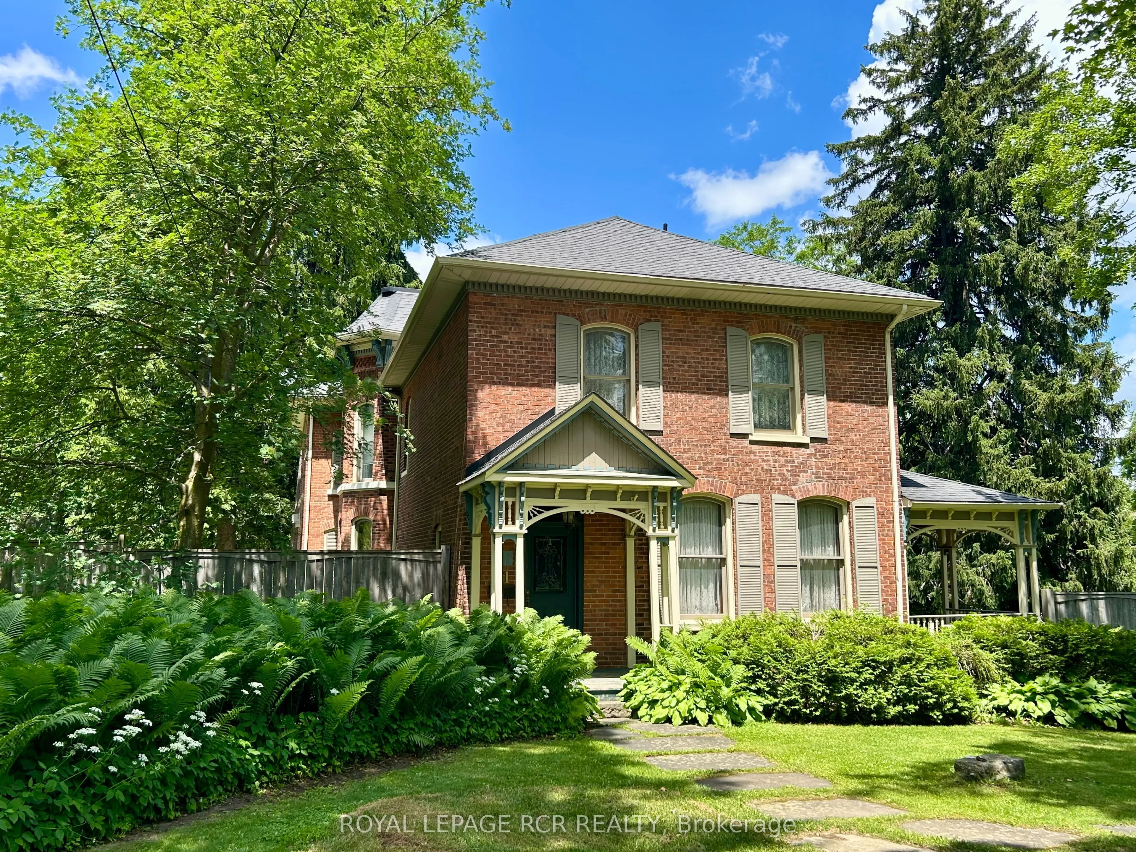11 Third Avenue