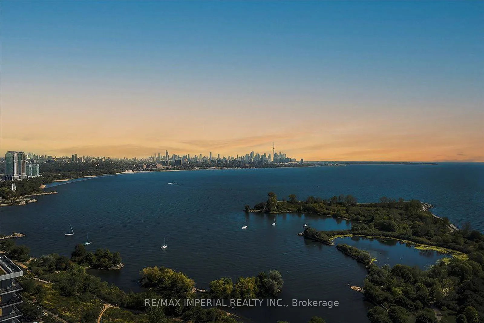 20 Shore Breeze Drive #2007