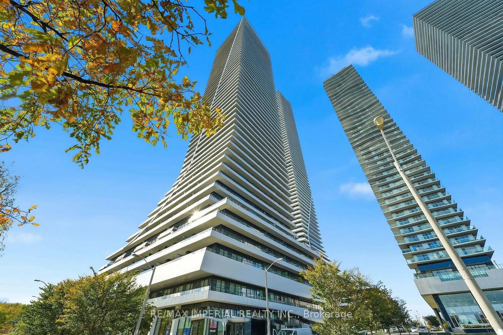 20 Shore Breeze Drive #2007