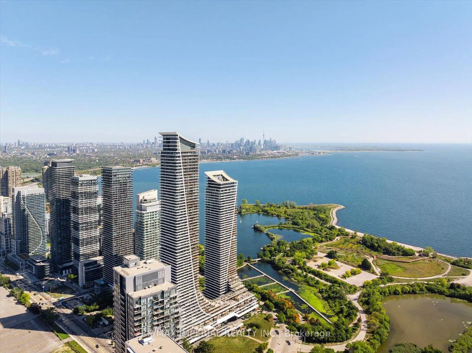 20 Shore Breeze Drive #2007