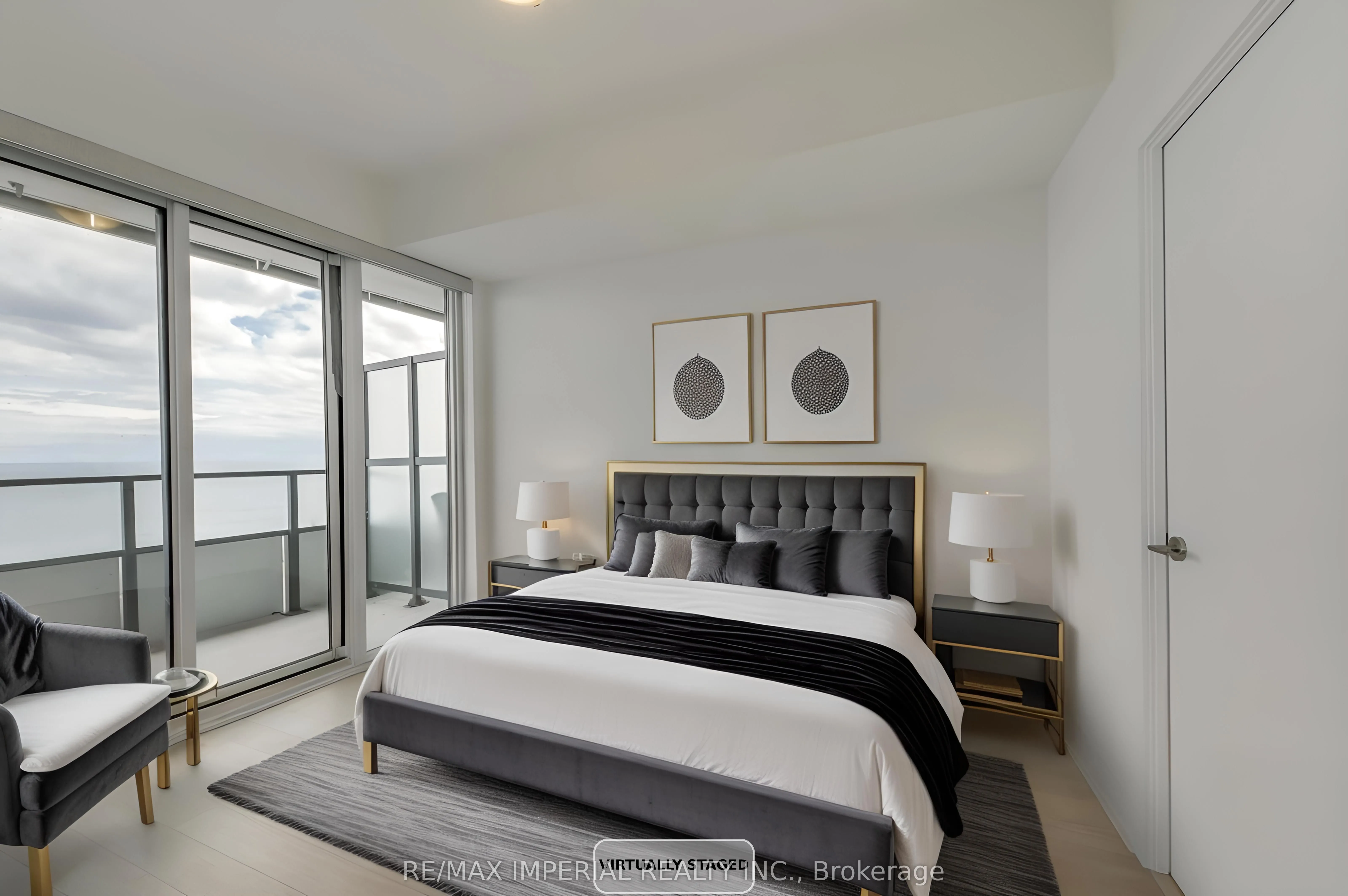 20 Shore Breeze Drive #2007