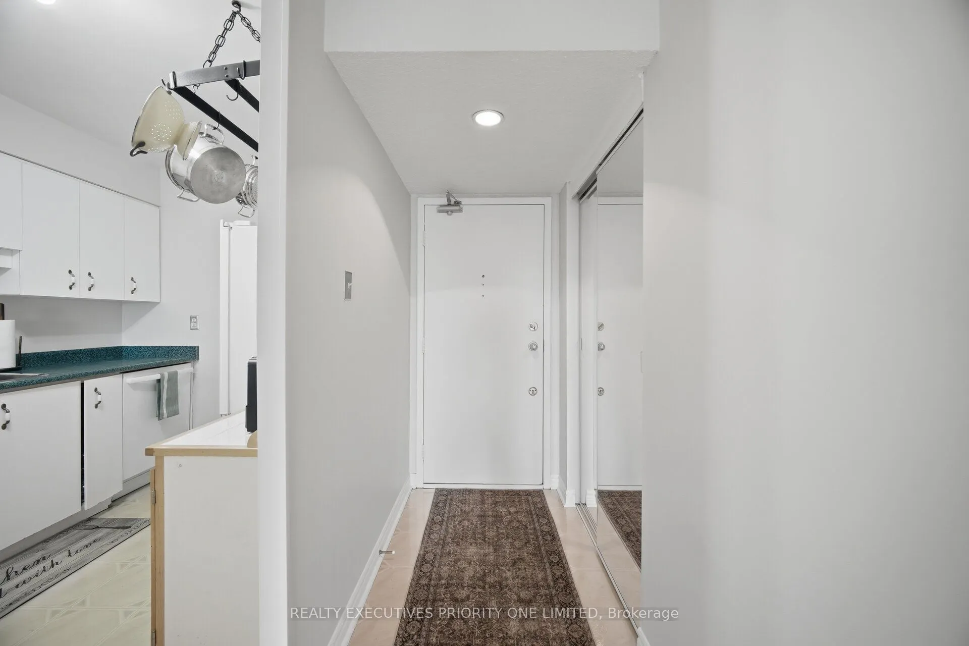 10 Martha Eaton Way #1013