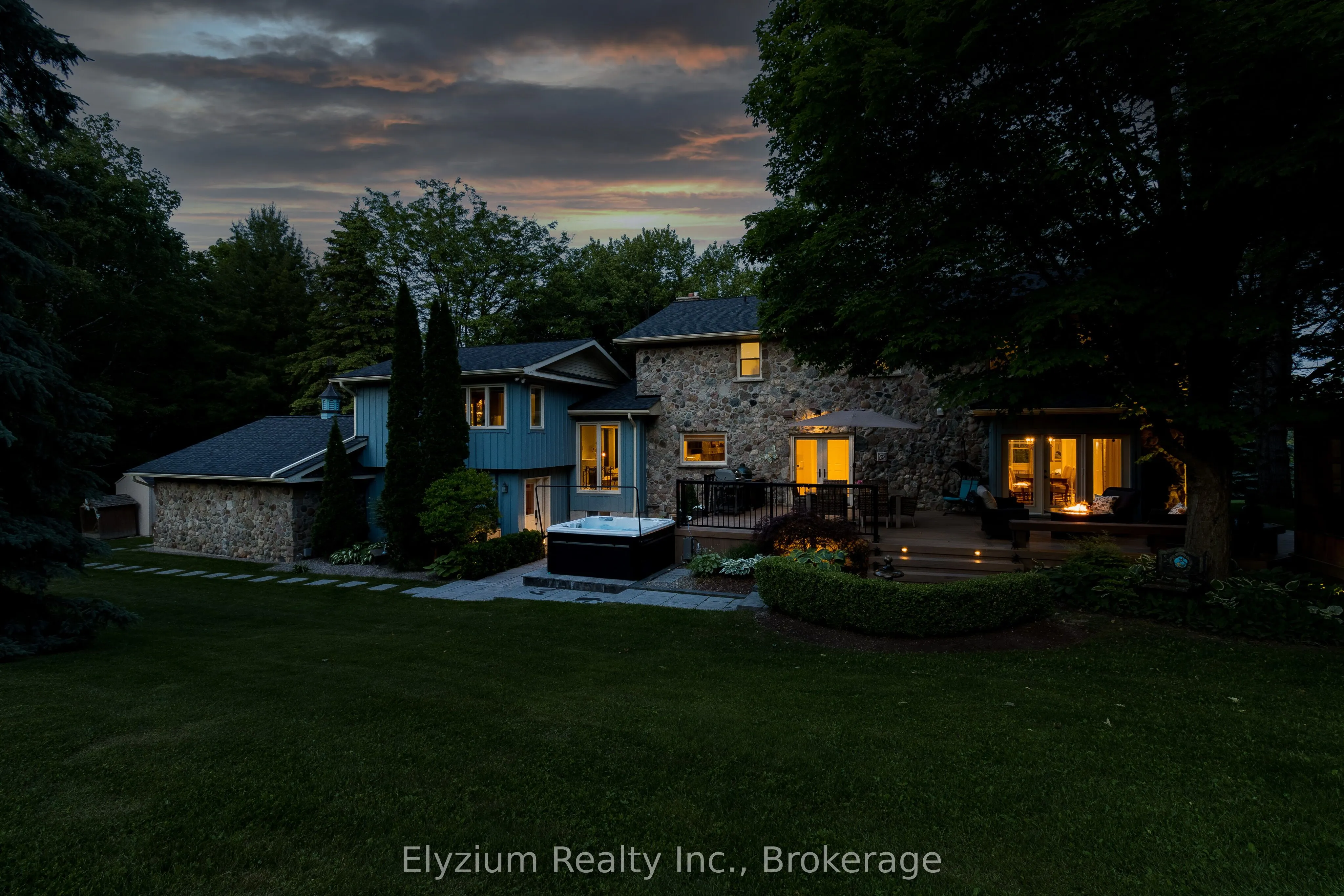 27 Cedar Drive
