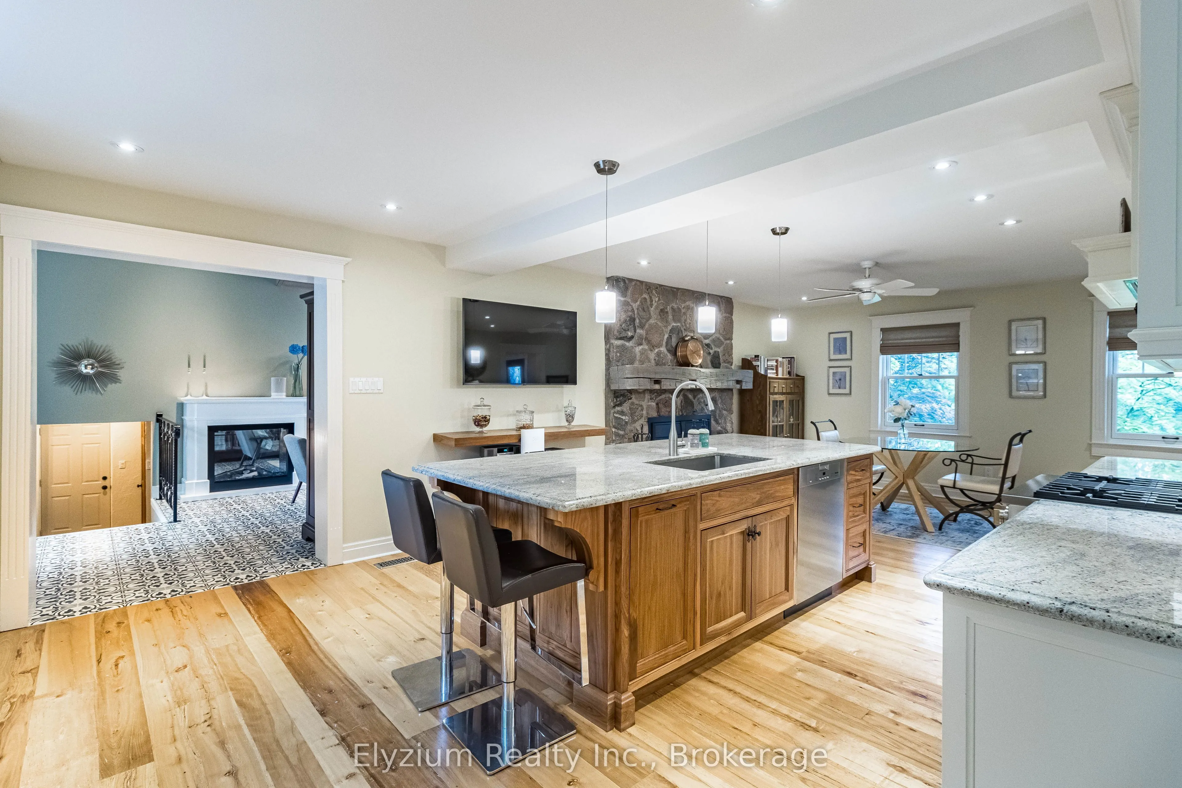 27 Cedar Drive