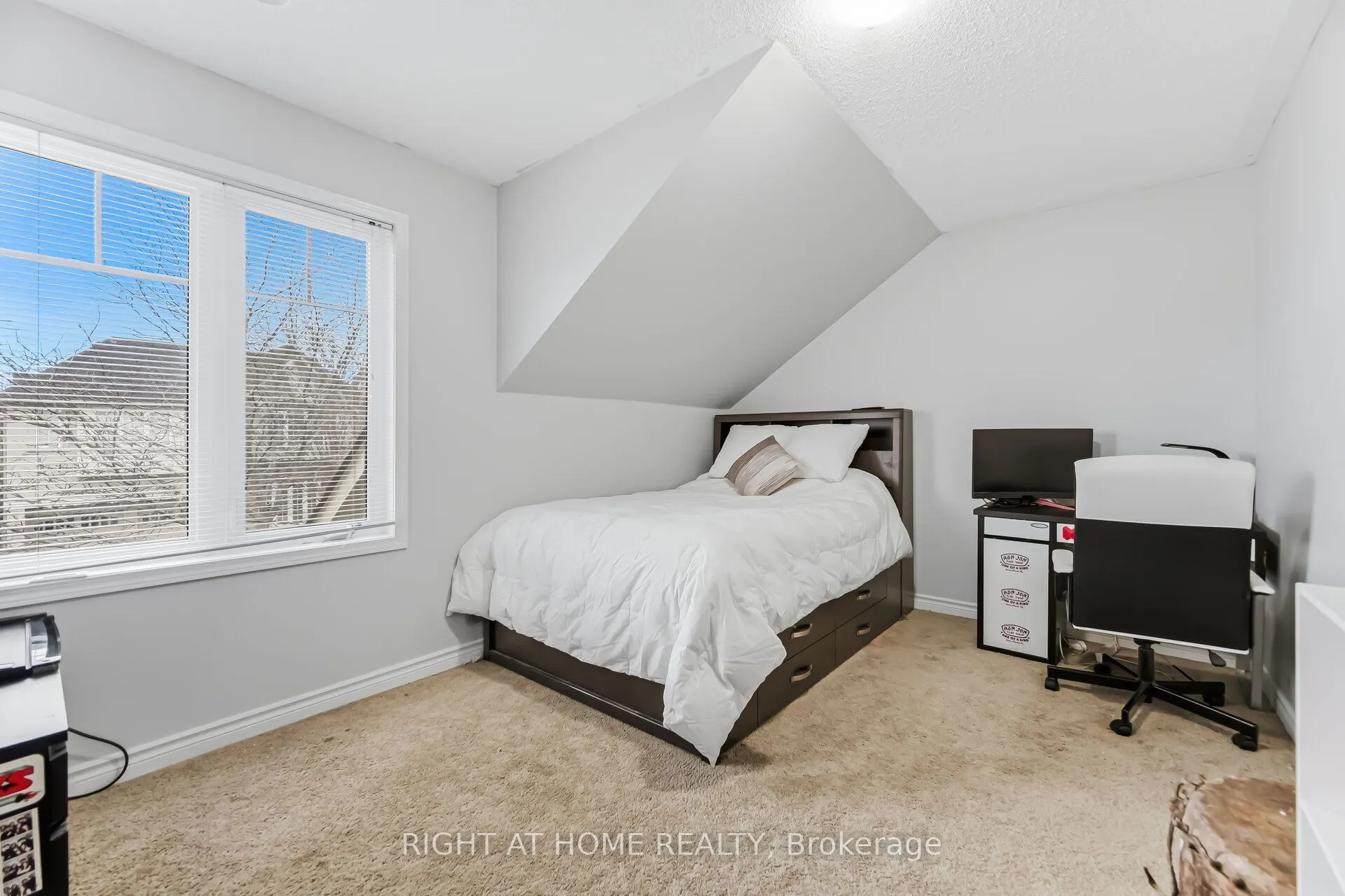 277 Potts Terrace