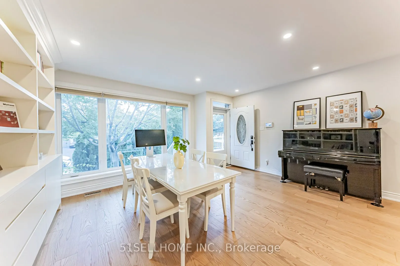 615 Parkside Drive
