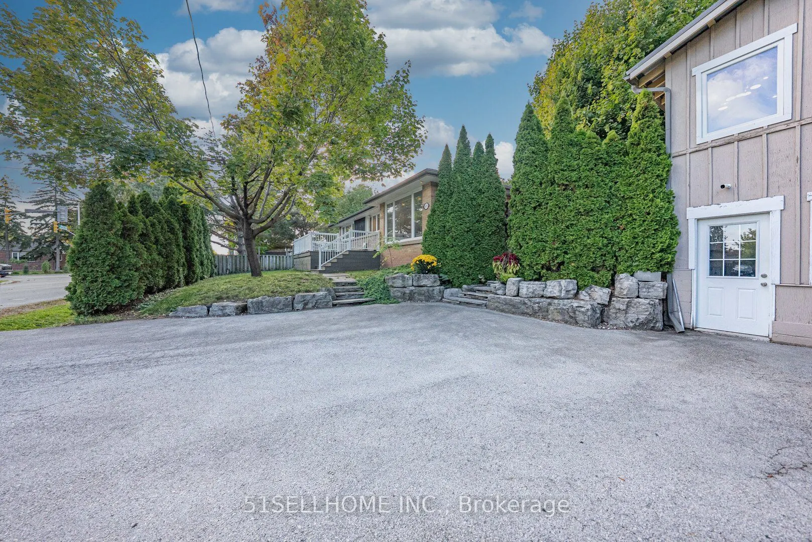 615 Parkside Drive