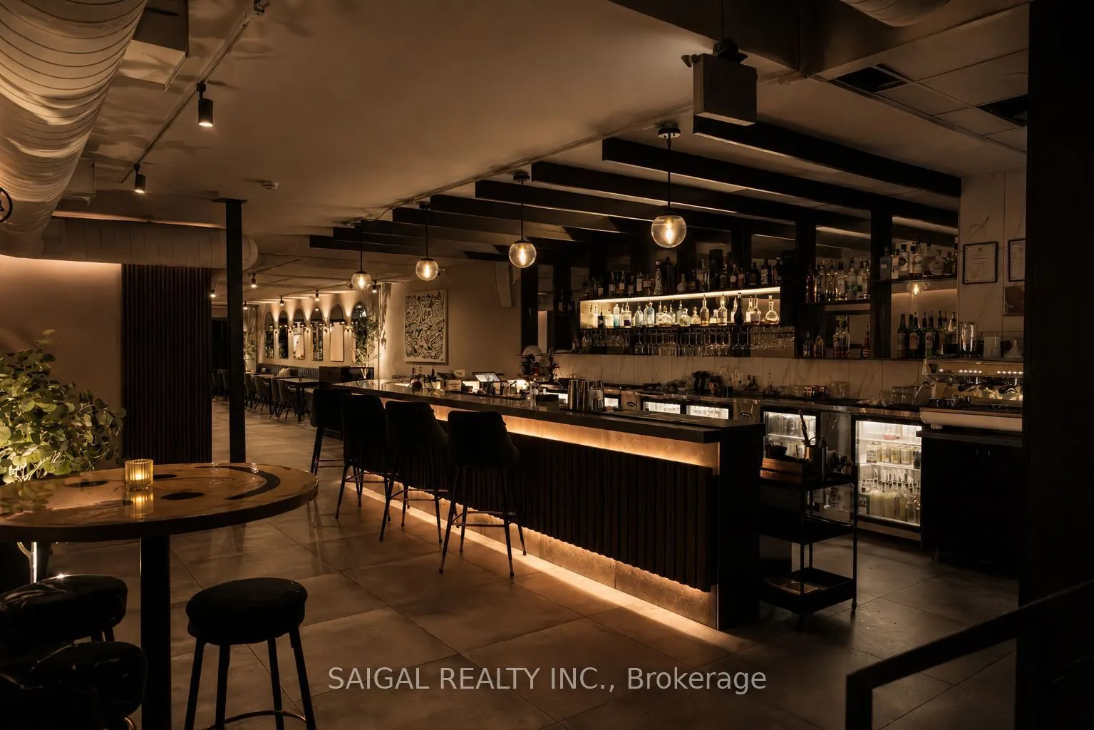 80 Lakeshore Road E