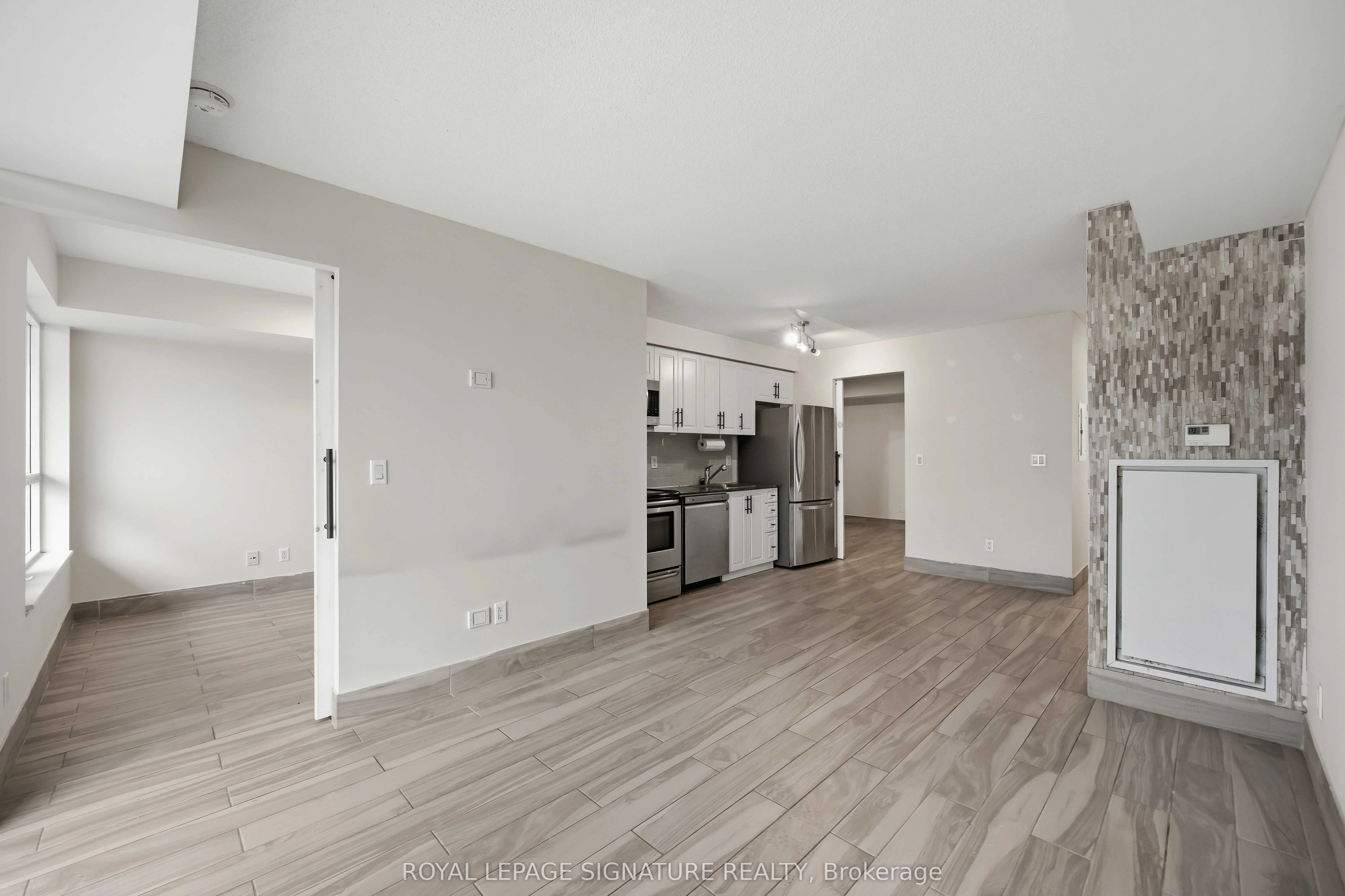 38 Joe Shuster Way #1625