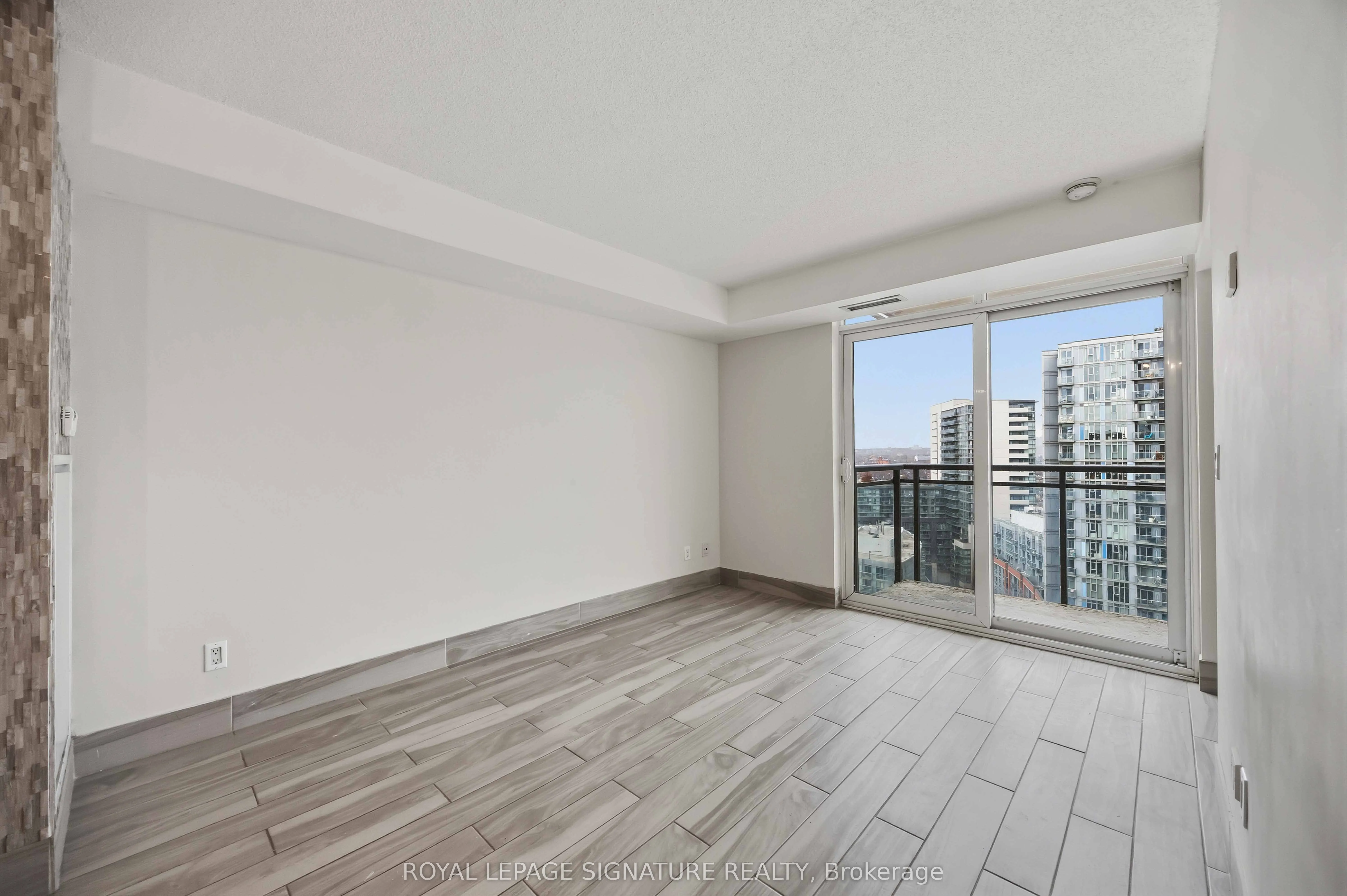 38 Joe Shuster Way #1625