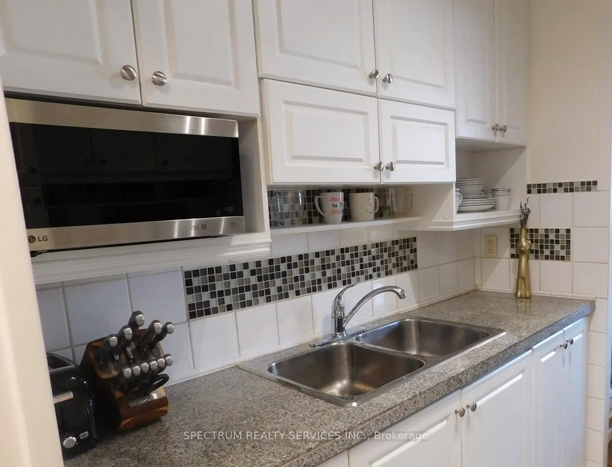 3320 Fieldgate Drive #808