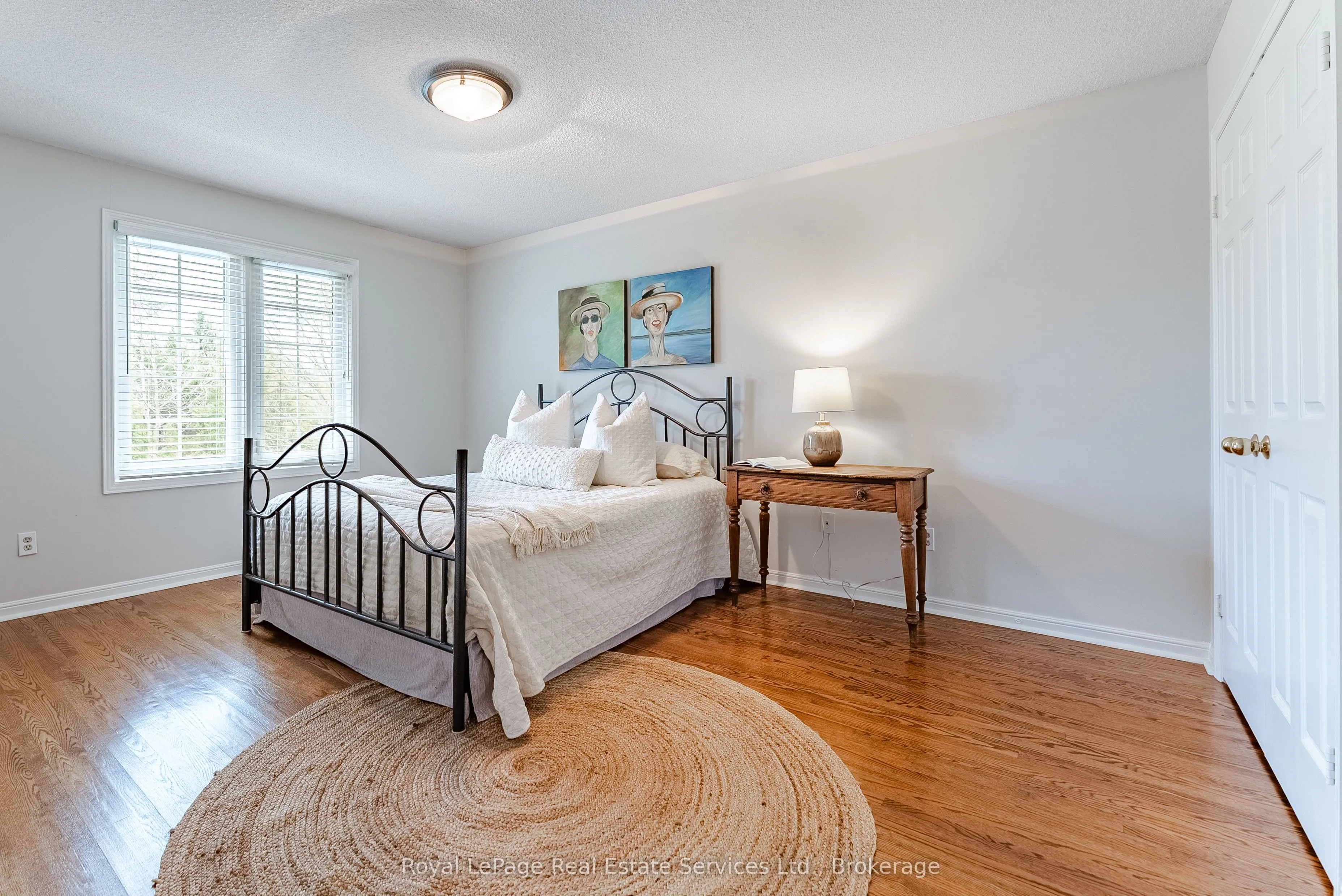 2082 Mississauga Road