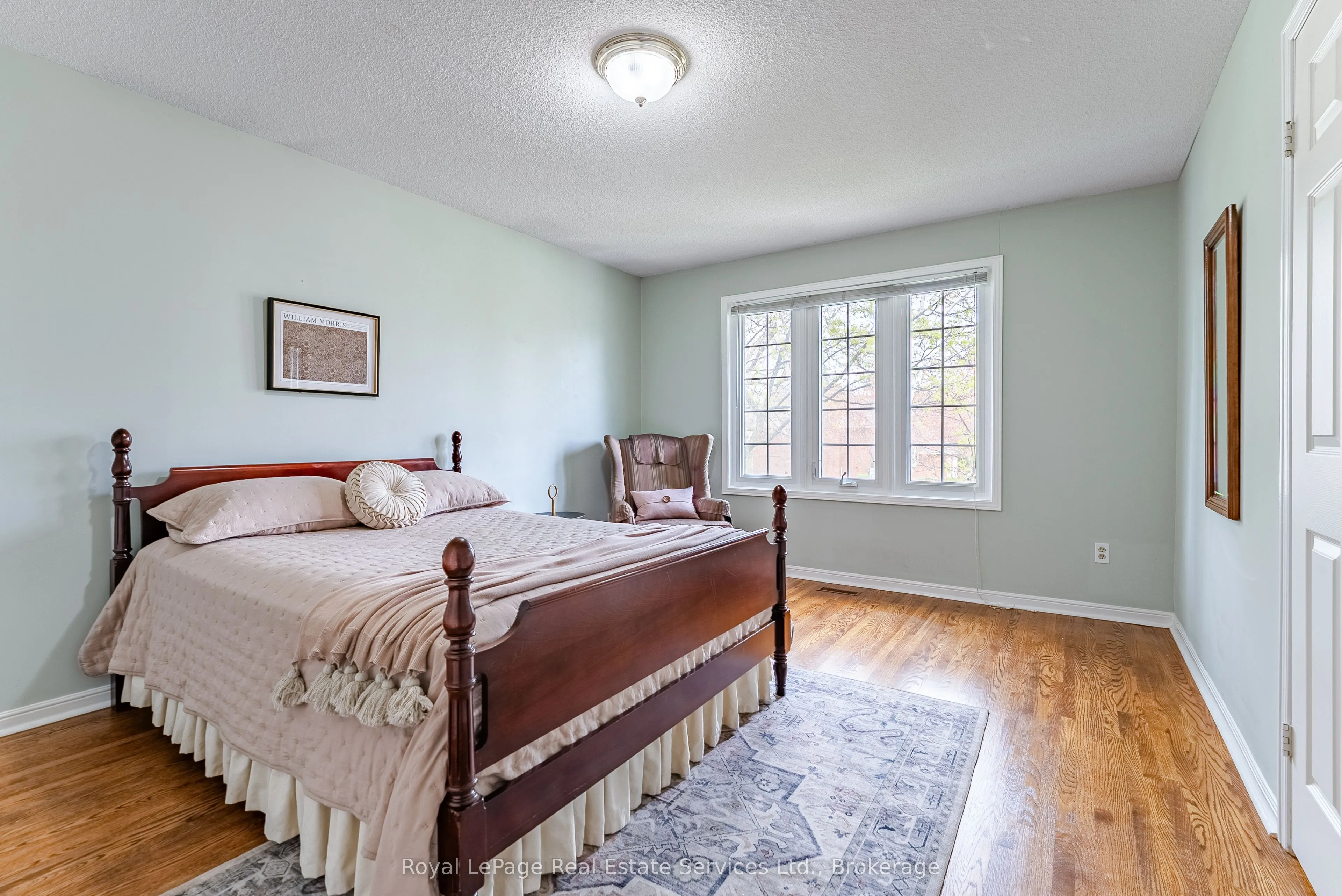 2082 Mississauga Road