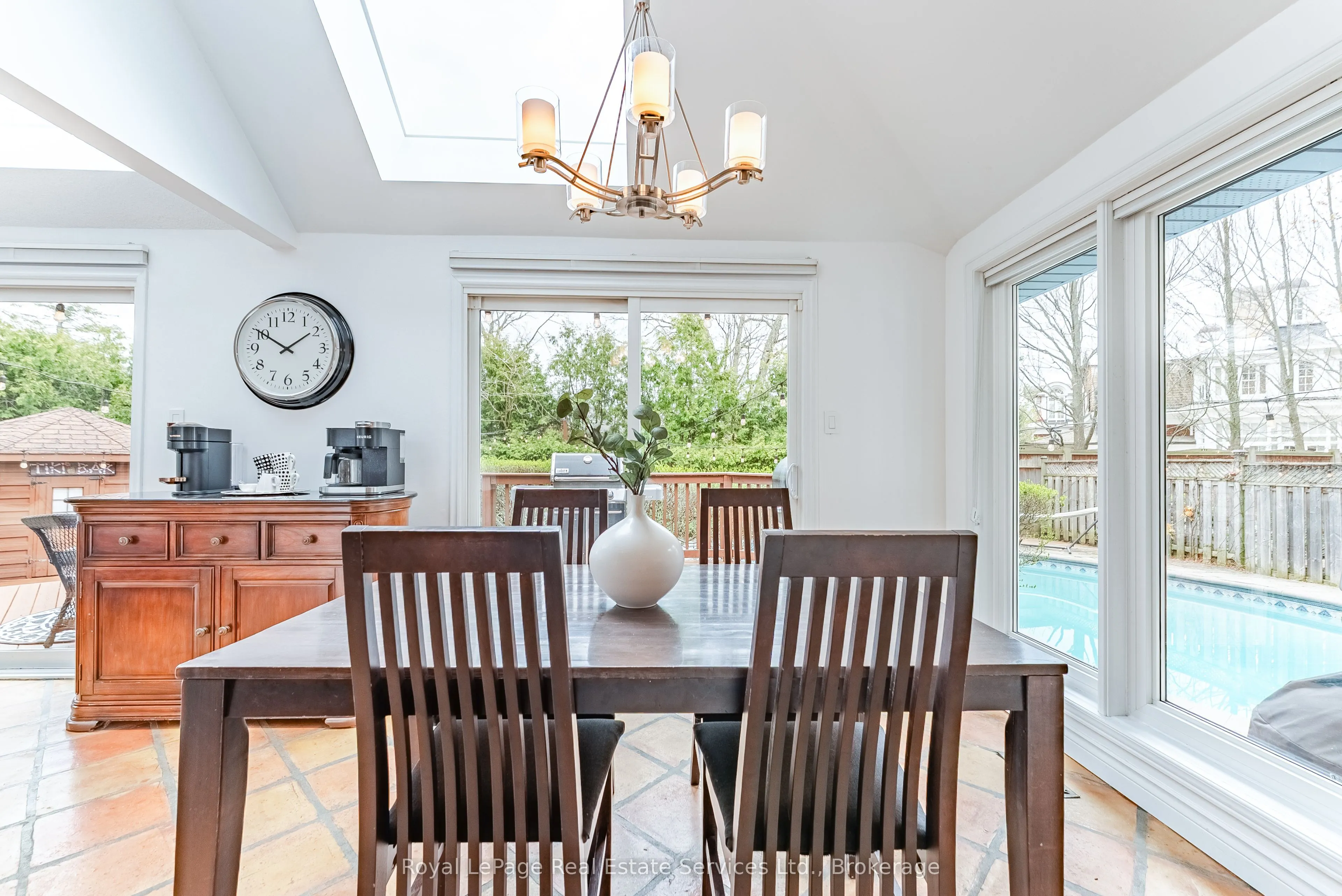 2082 Mississauga Road