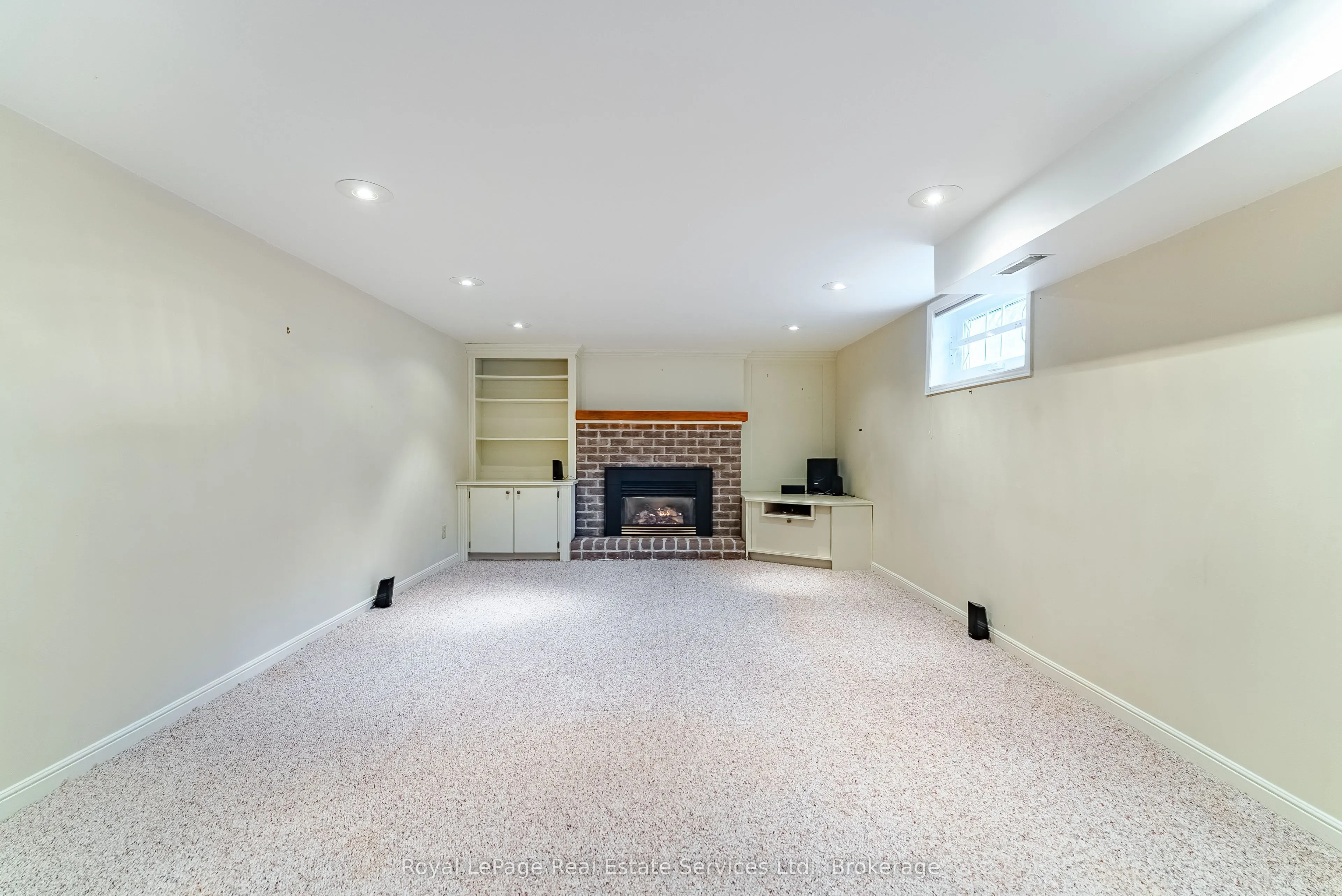 2082 Mississauga Road