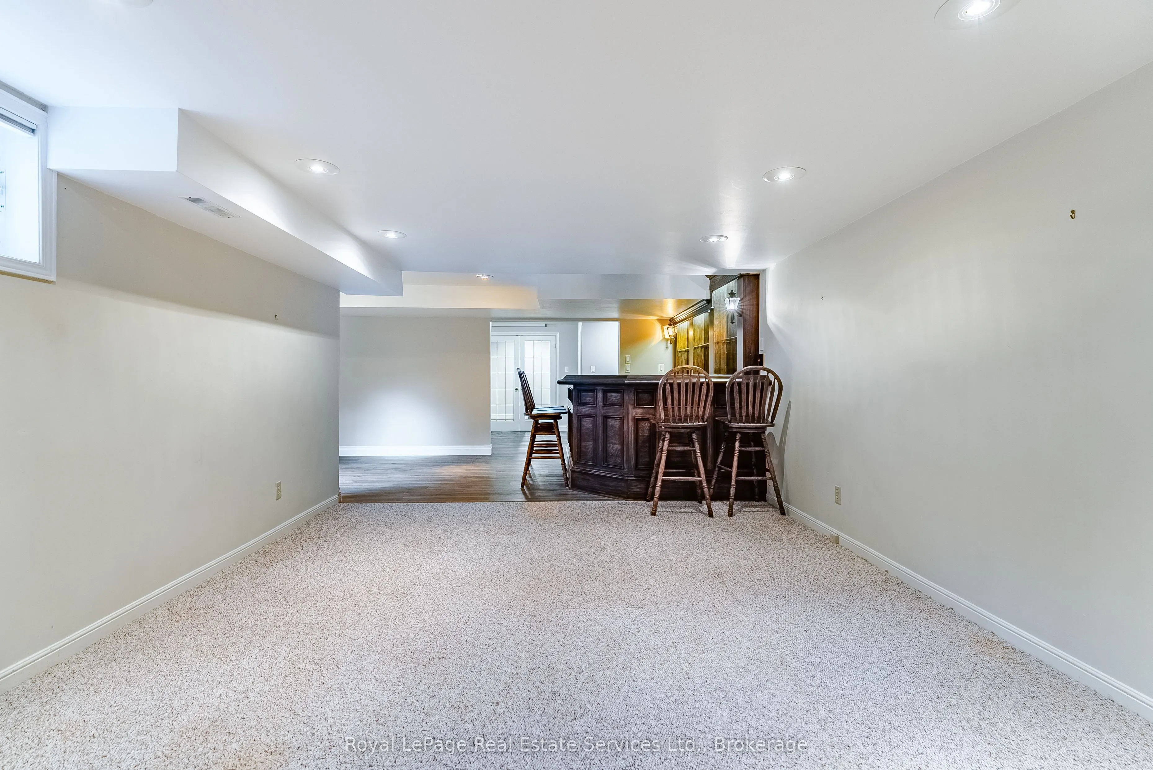 2082 Mississauga Road