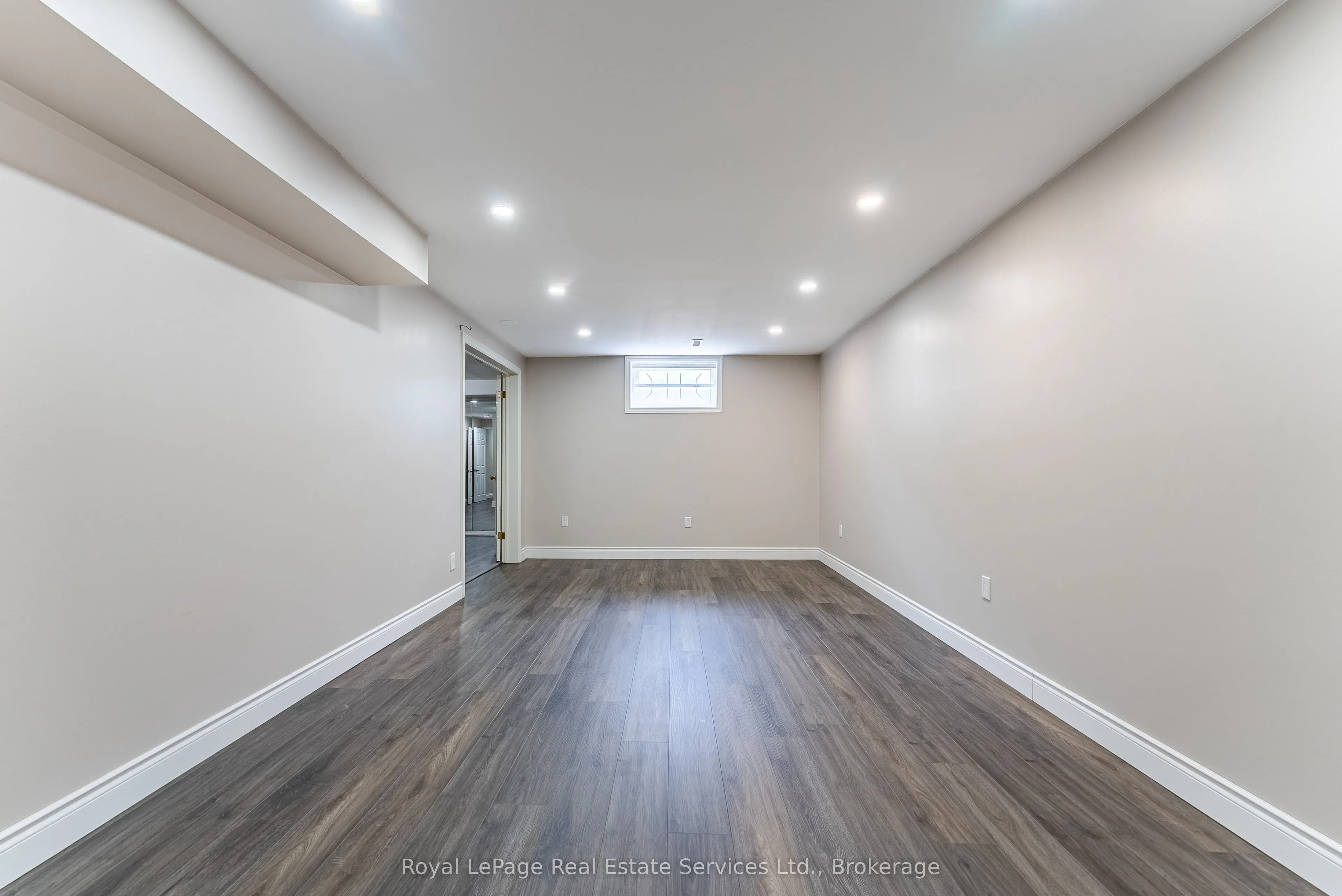 2082 Mississauga Road