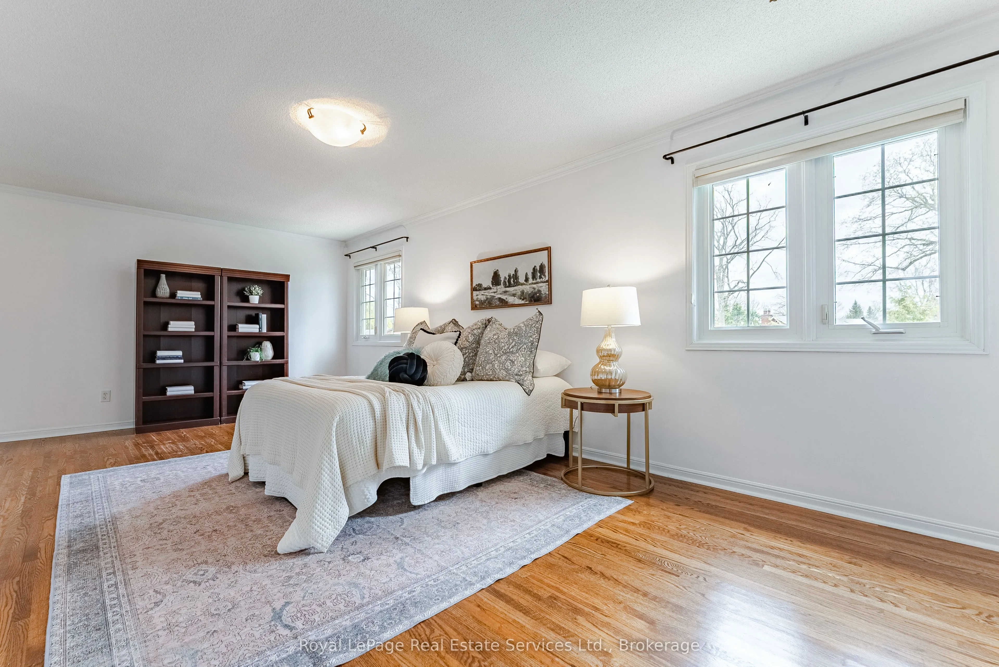 2082 Mississauga Road