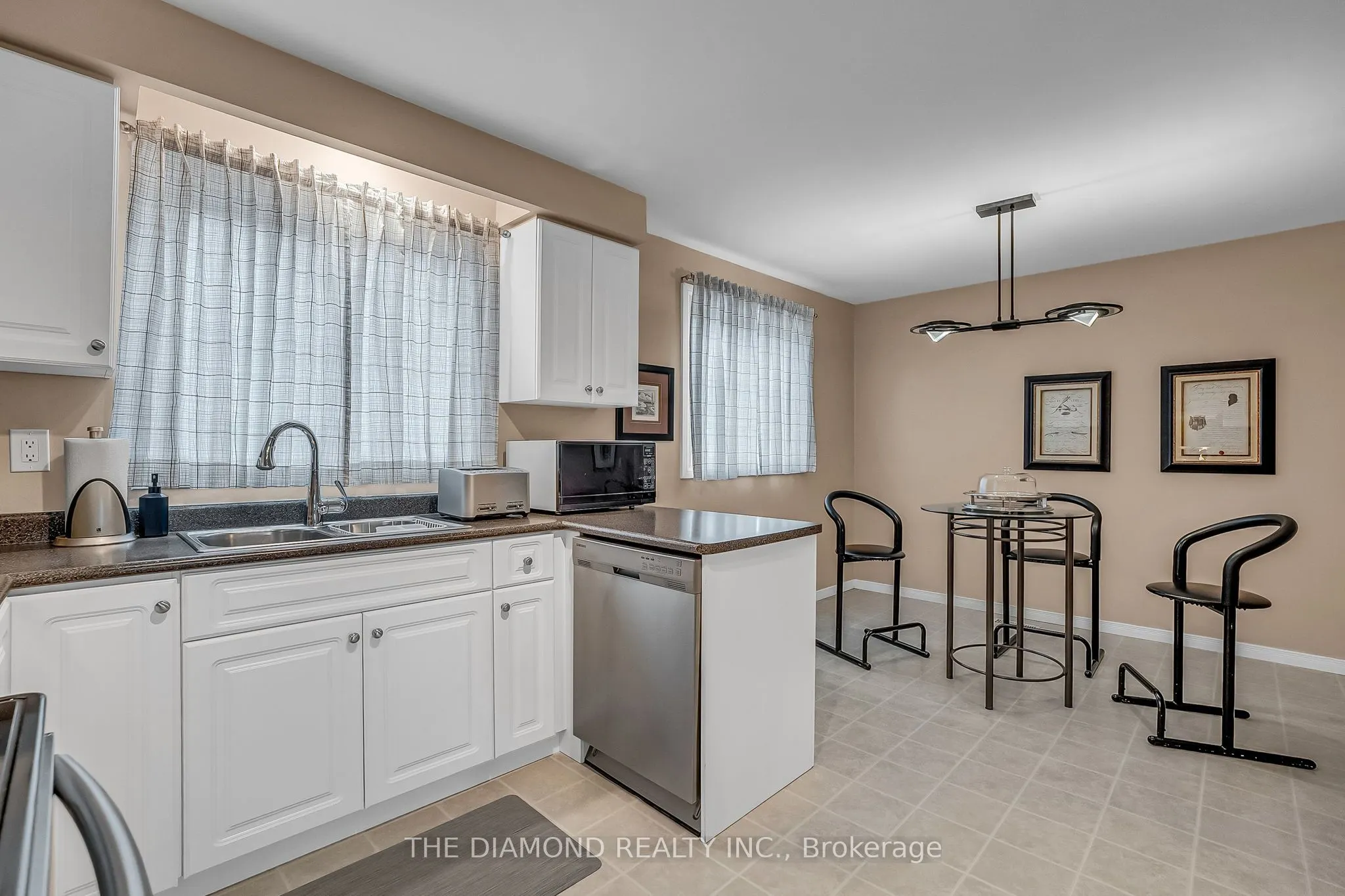 1755 Rathburn Road E #82